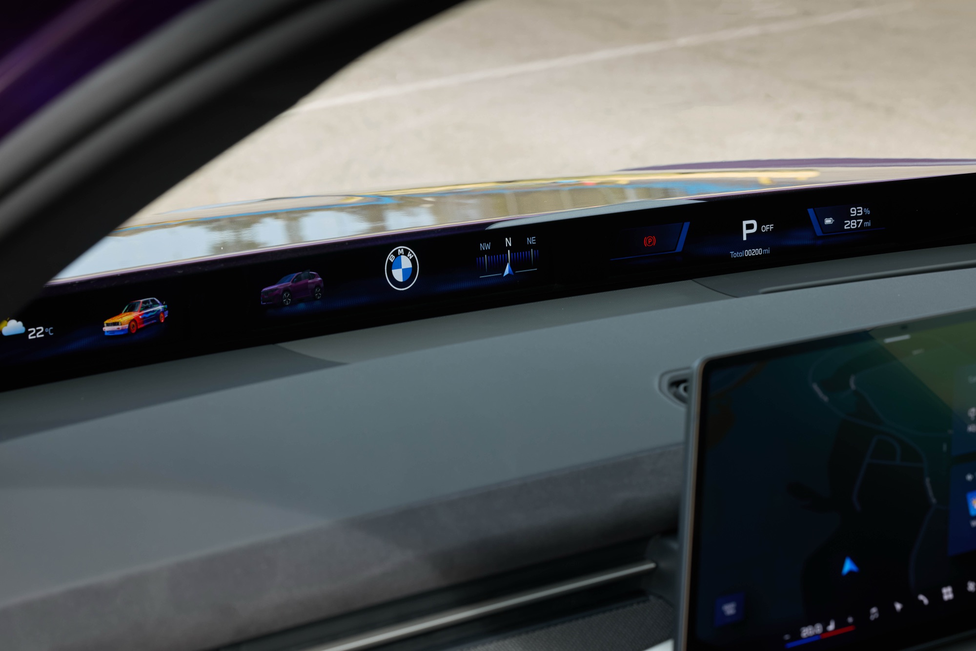 Panoramic iDrive, which runs the width of the windscreen