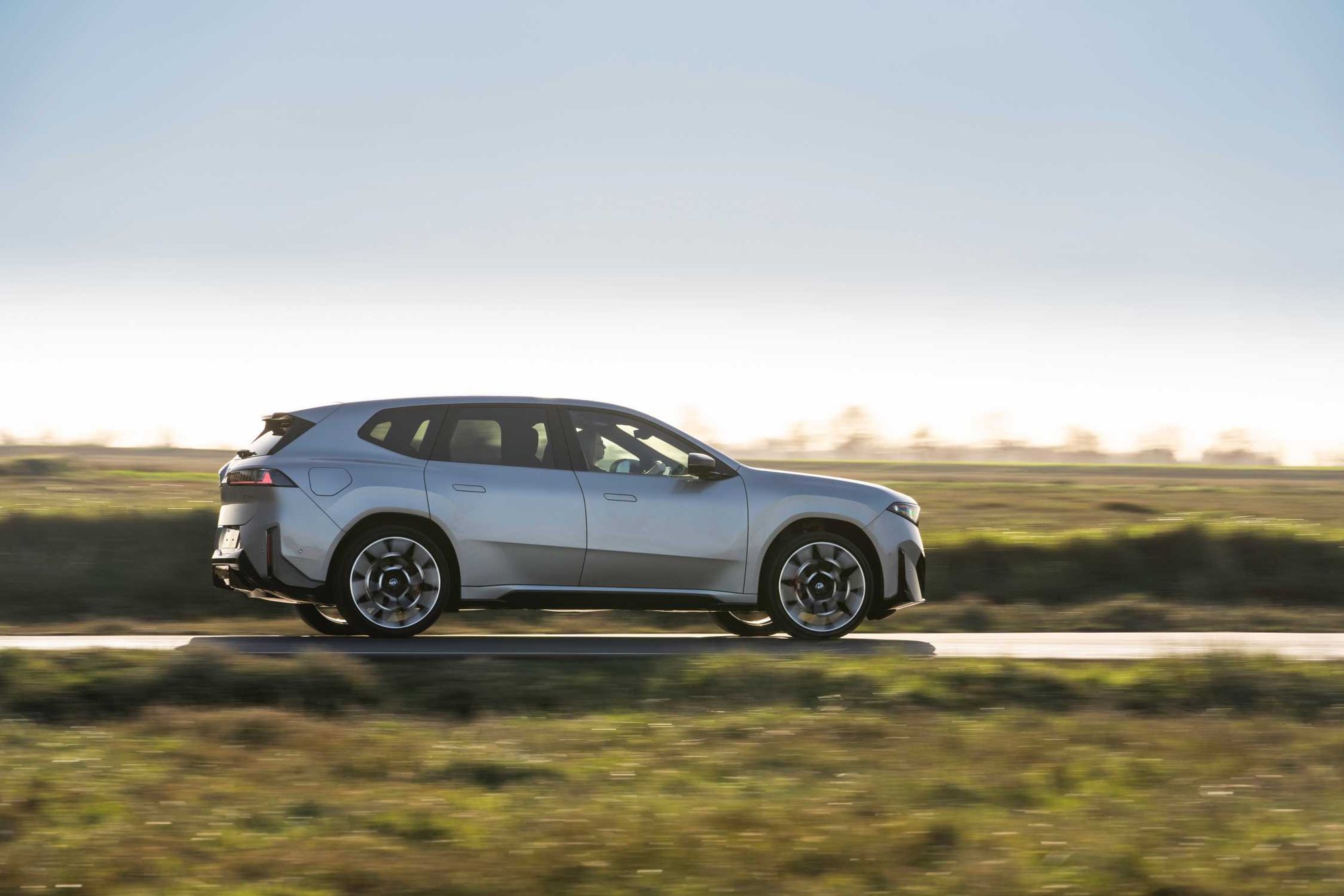 BMW iX3, from the side