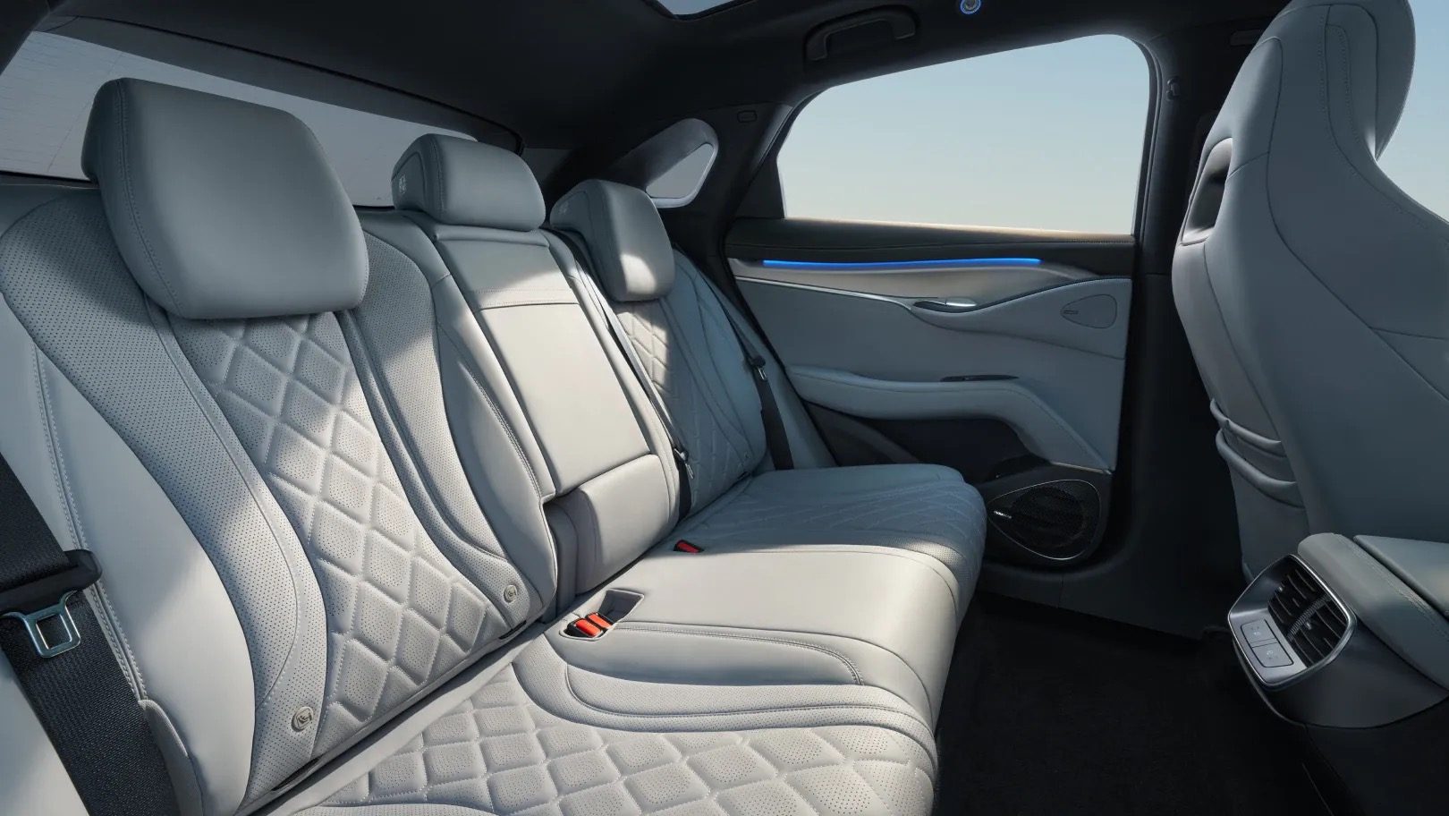 The SEALION 7's back seats