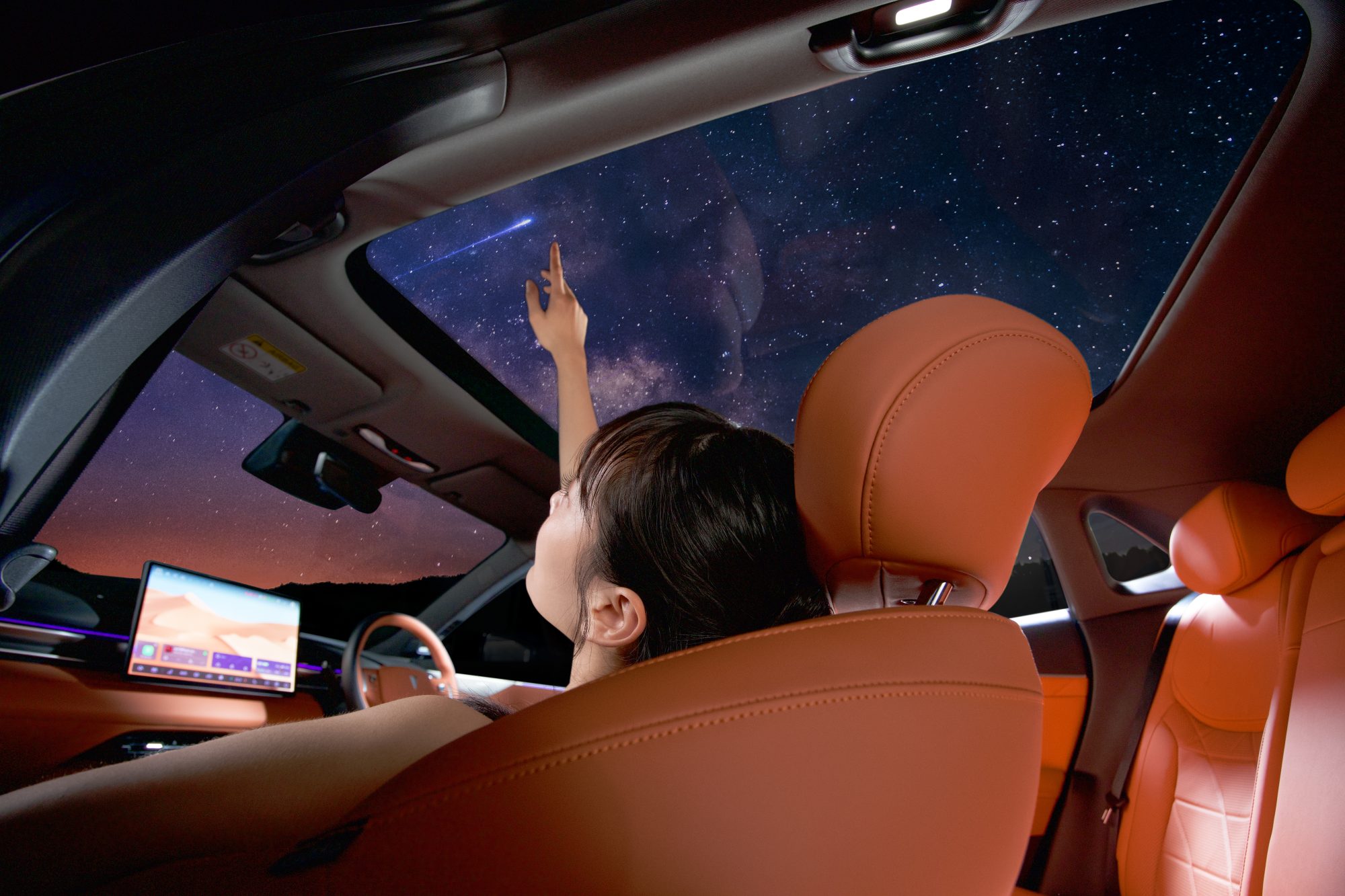 The Deepal S05's panoramic roof