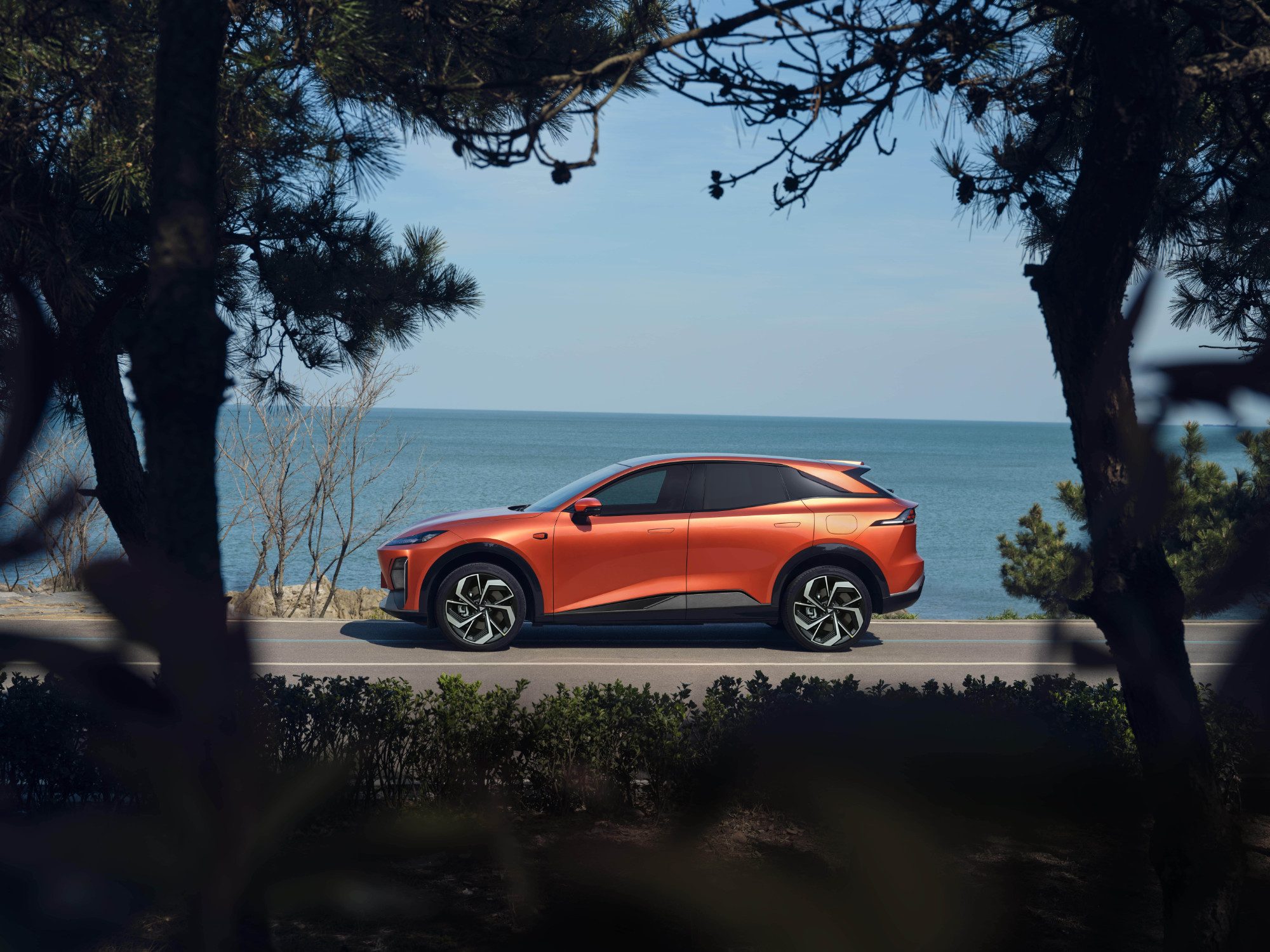 Deepal S07 in orange