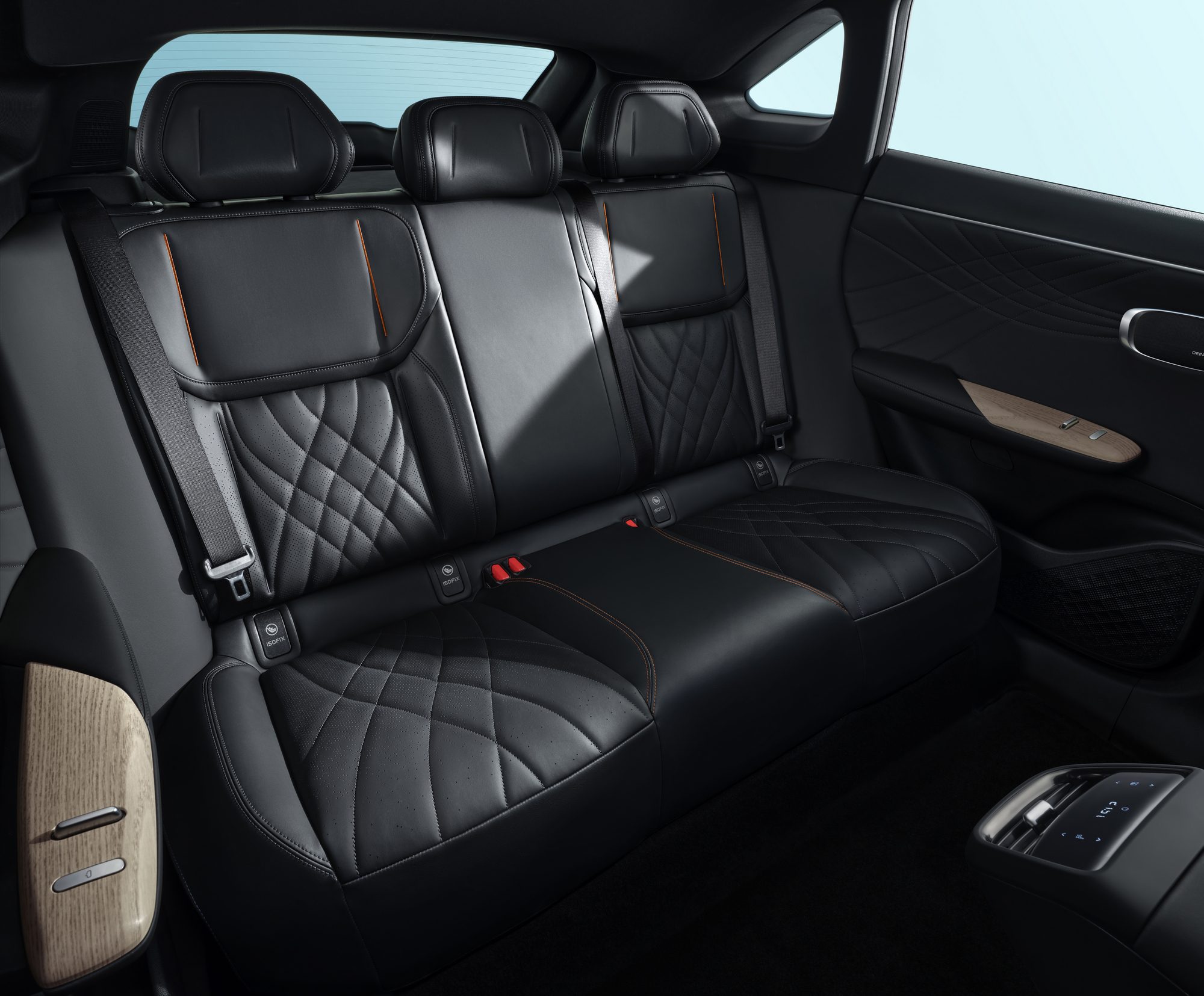 The Deepal S07's back seats