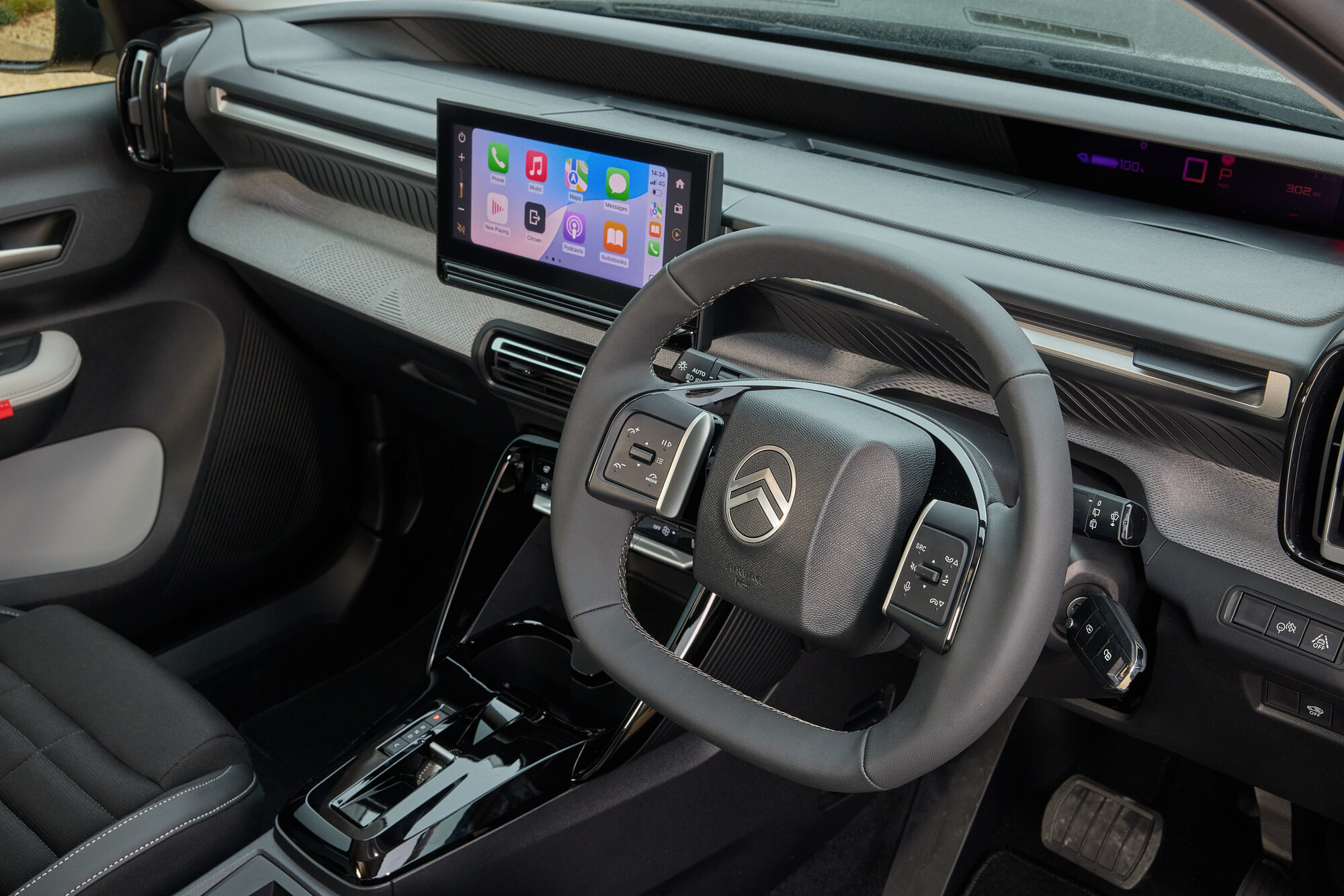 Inside the ë-C3 Aircross