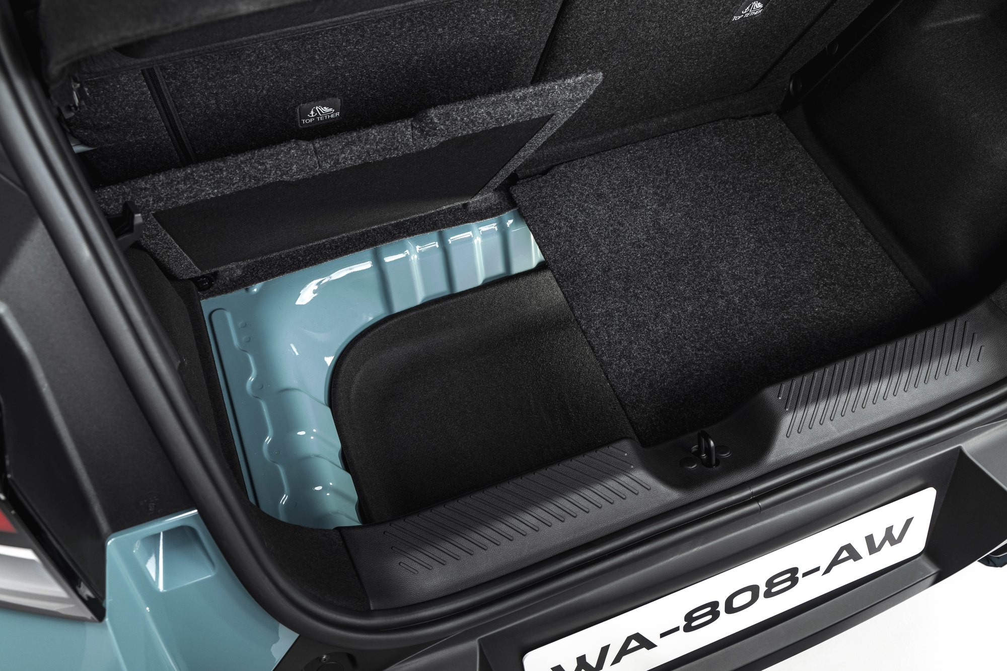 The boot floor comes out in two sections, so the space can be divided