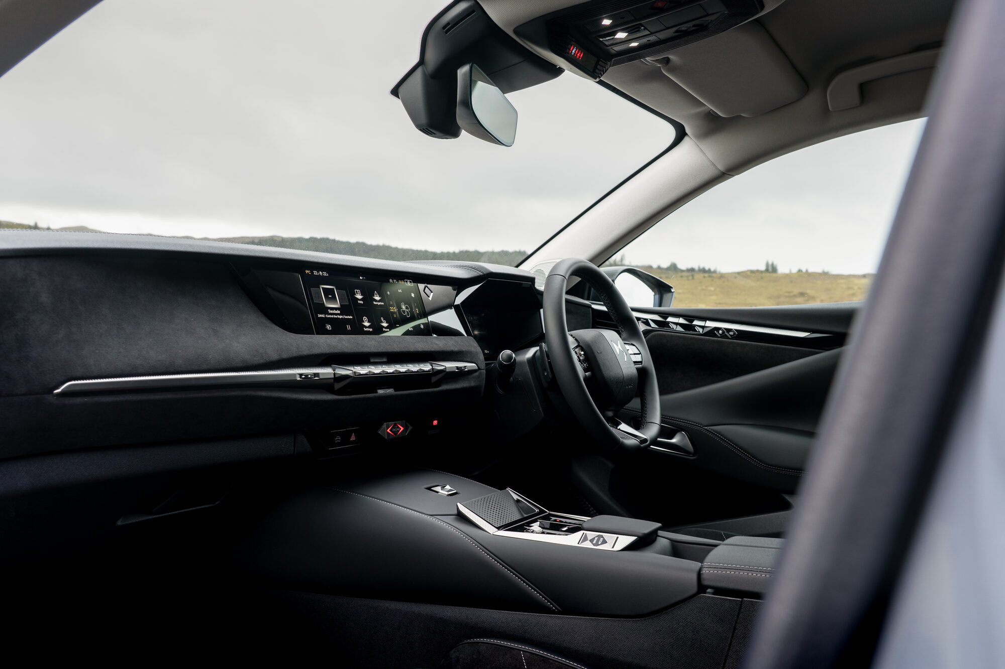 Inside the N°4 E-Tense