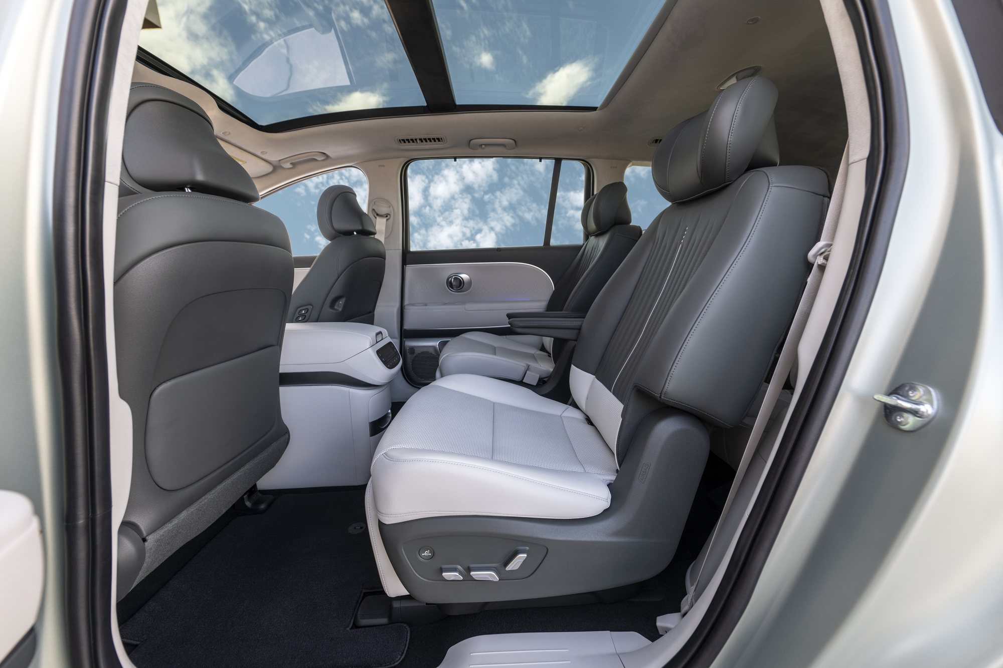 The IONIQ 9's middle and third rows