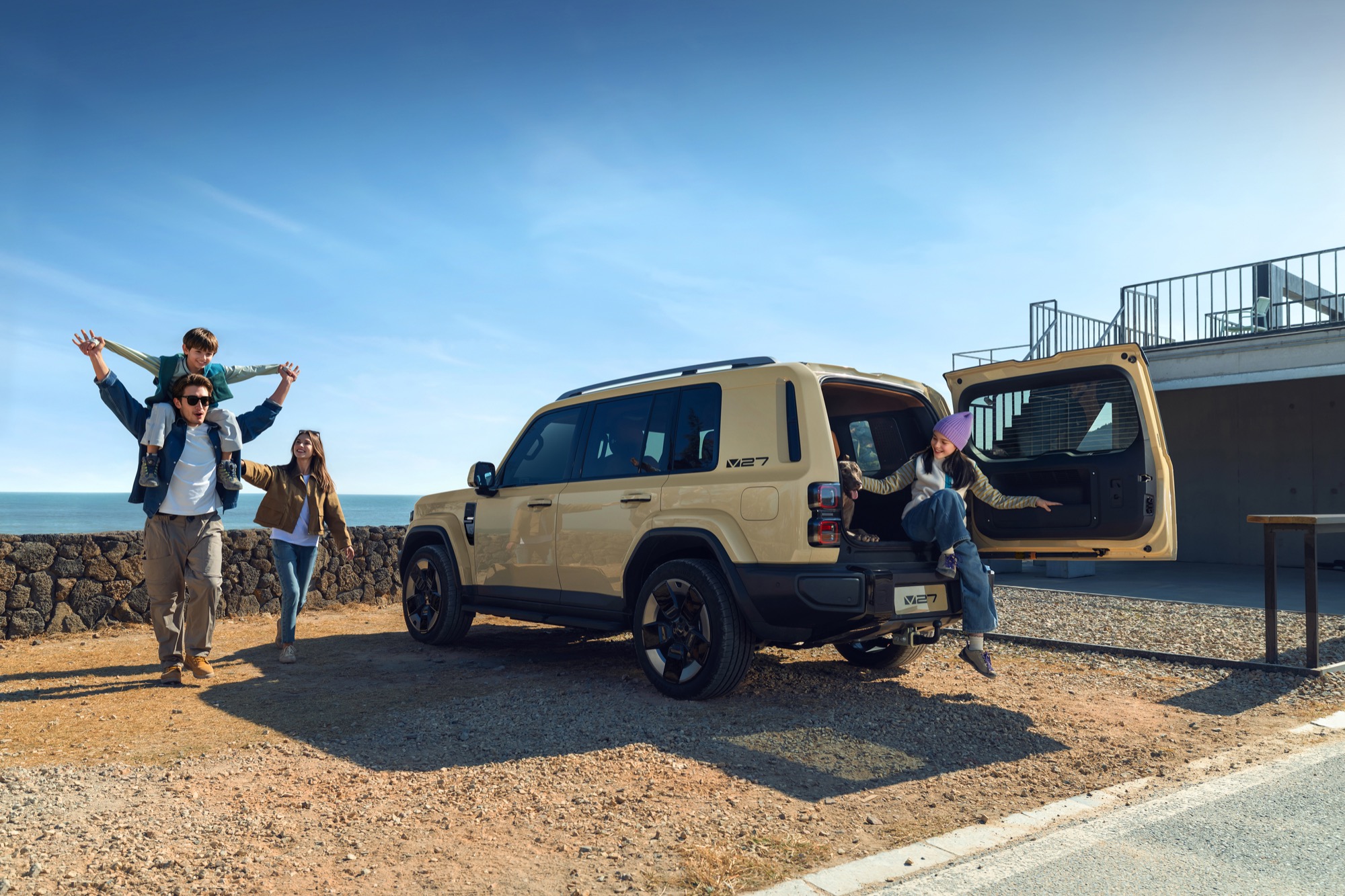 The V27 with its tailgate open