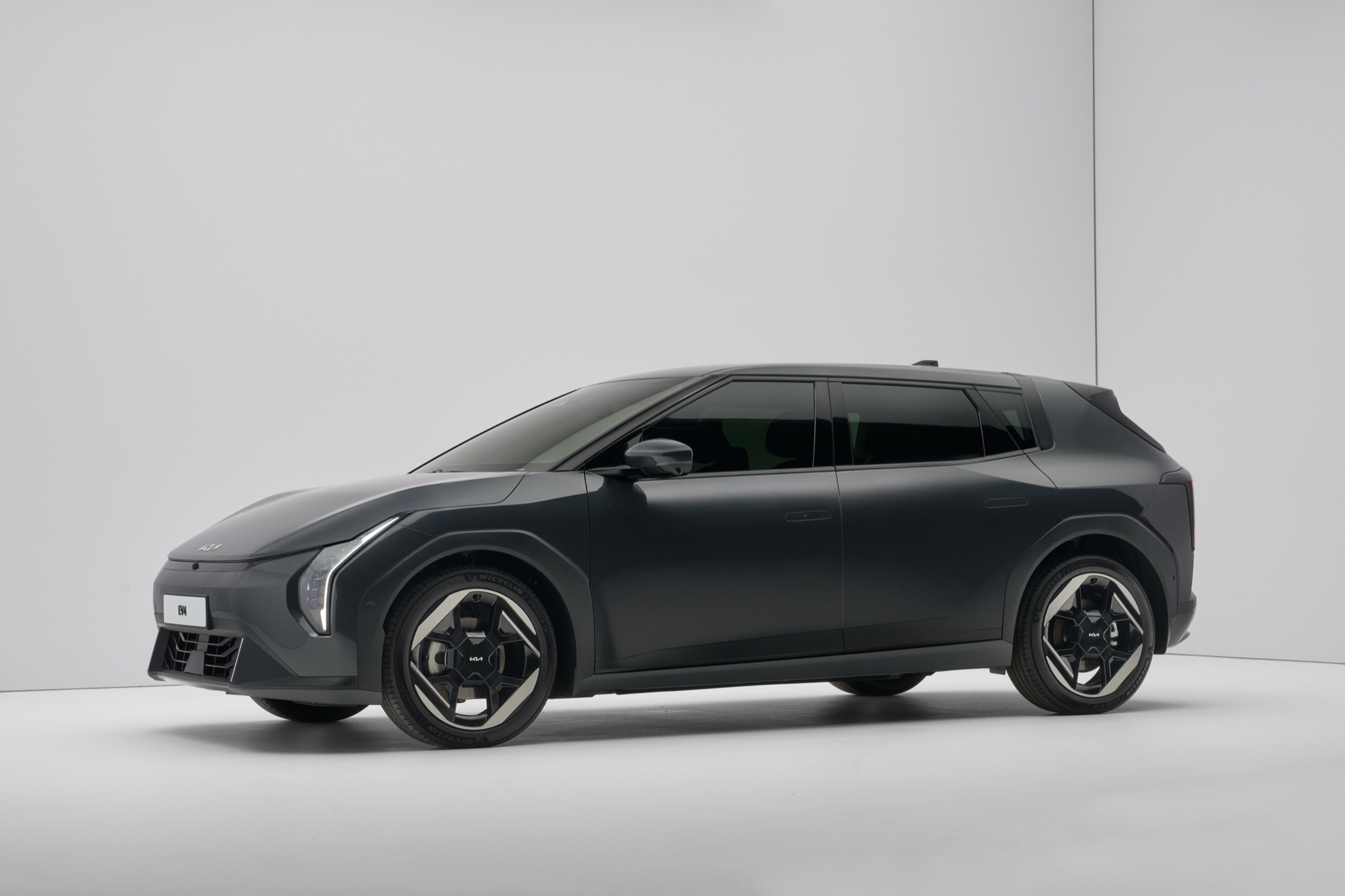 Kia EV4 in Air trim