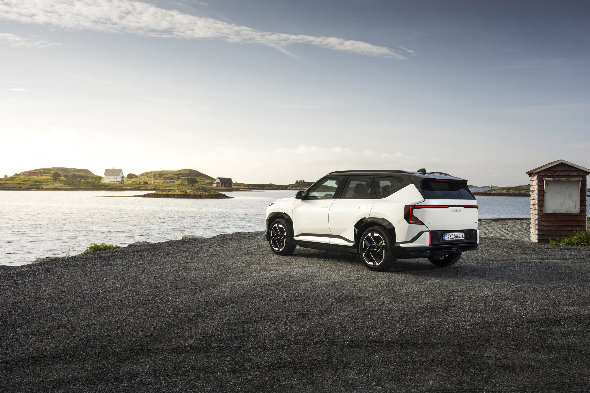 EV5 GT by the water