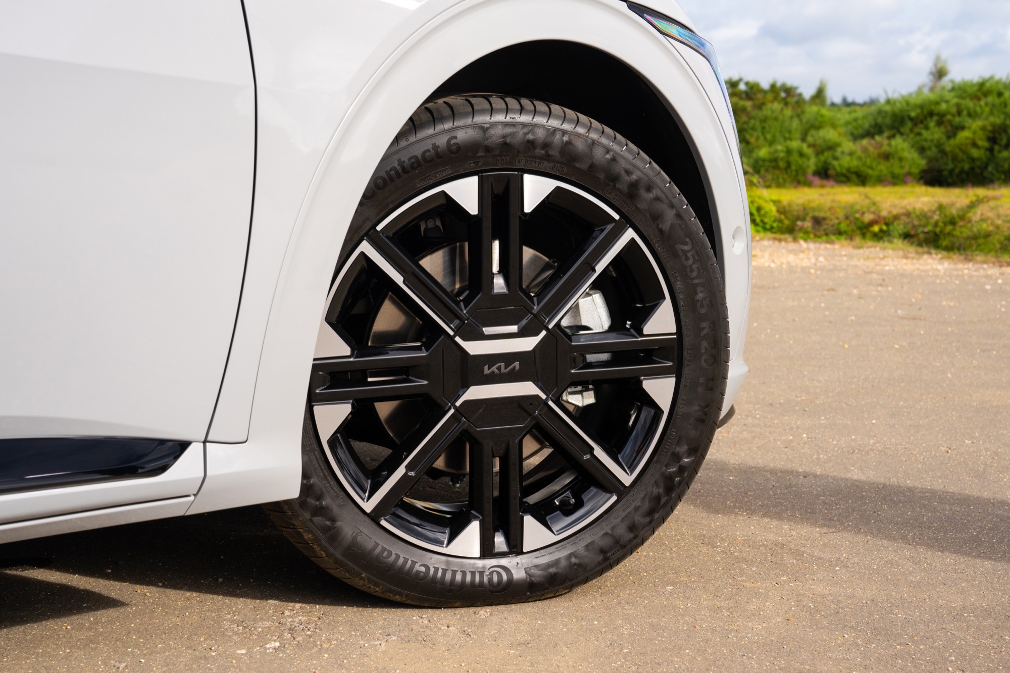 The 20-inch wheel from the front