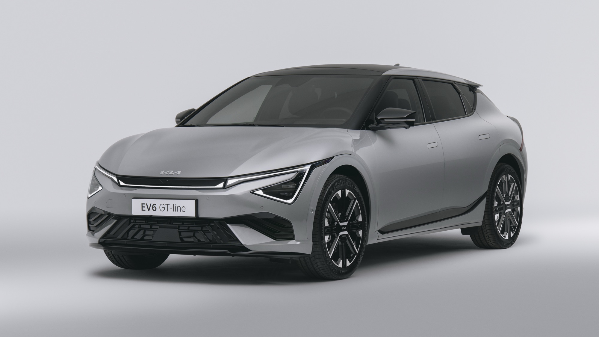 The facelifted EV6 GT-Line in the studio