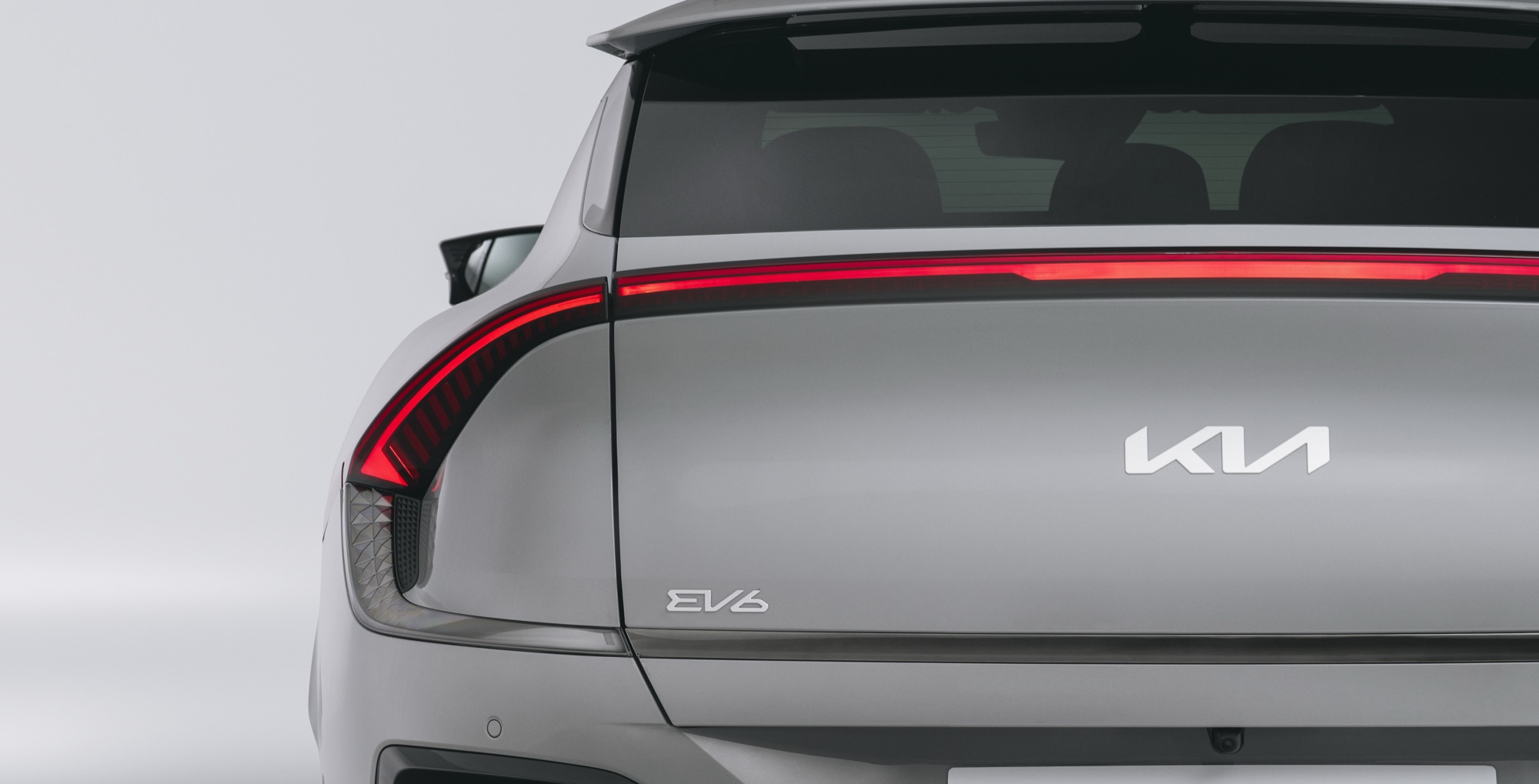 The full-width tail light