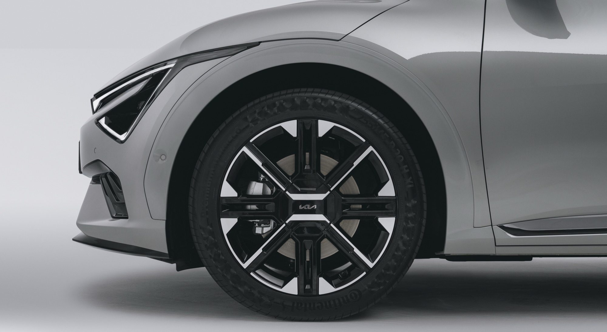 The GT-Line alloy wheel
