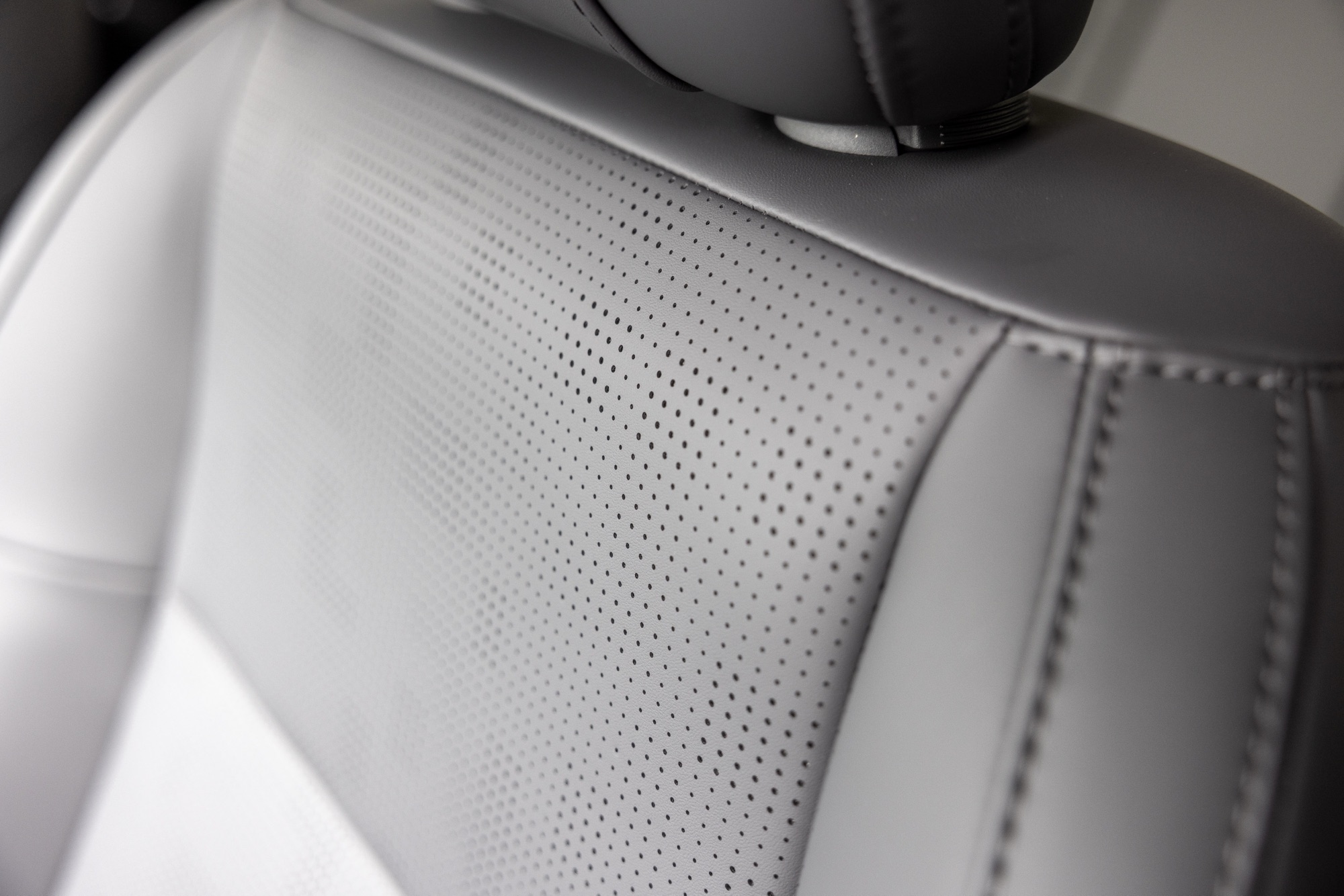 The B05's perforated eco leather seat