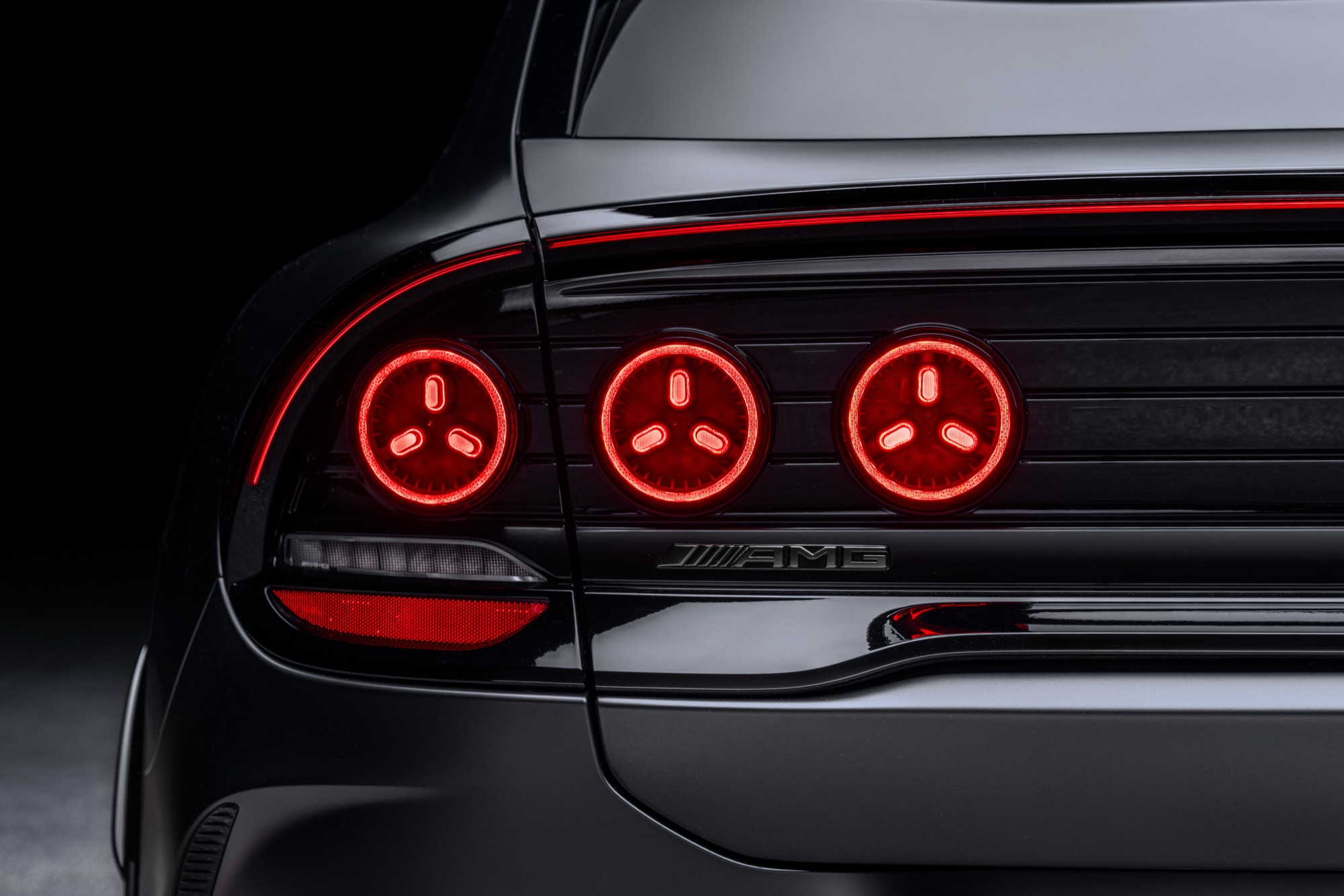 Turbine-design tail lights
