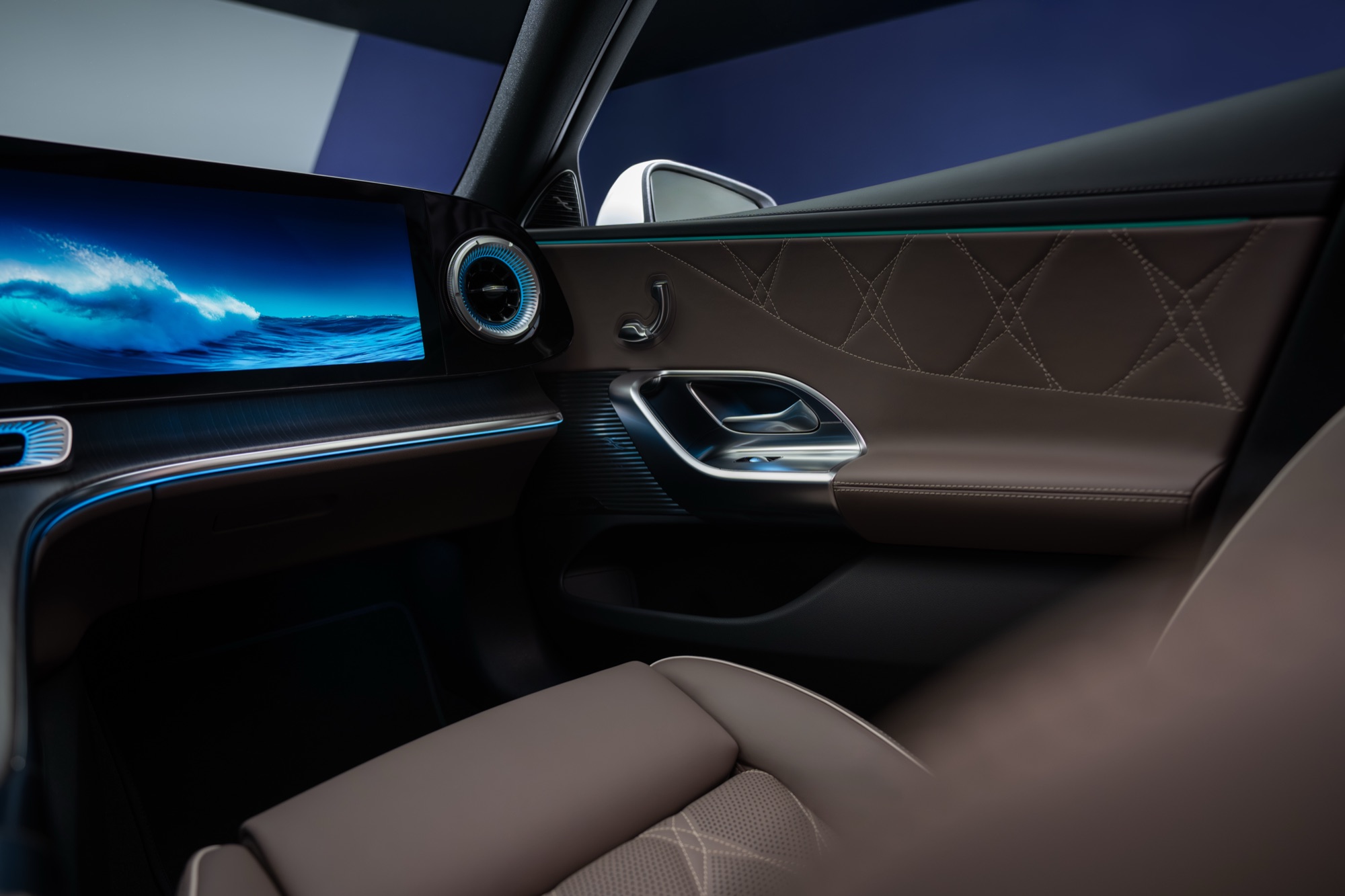 Mercedes-Benz C-Class Electric
