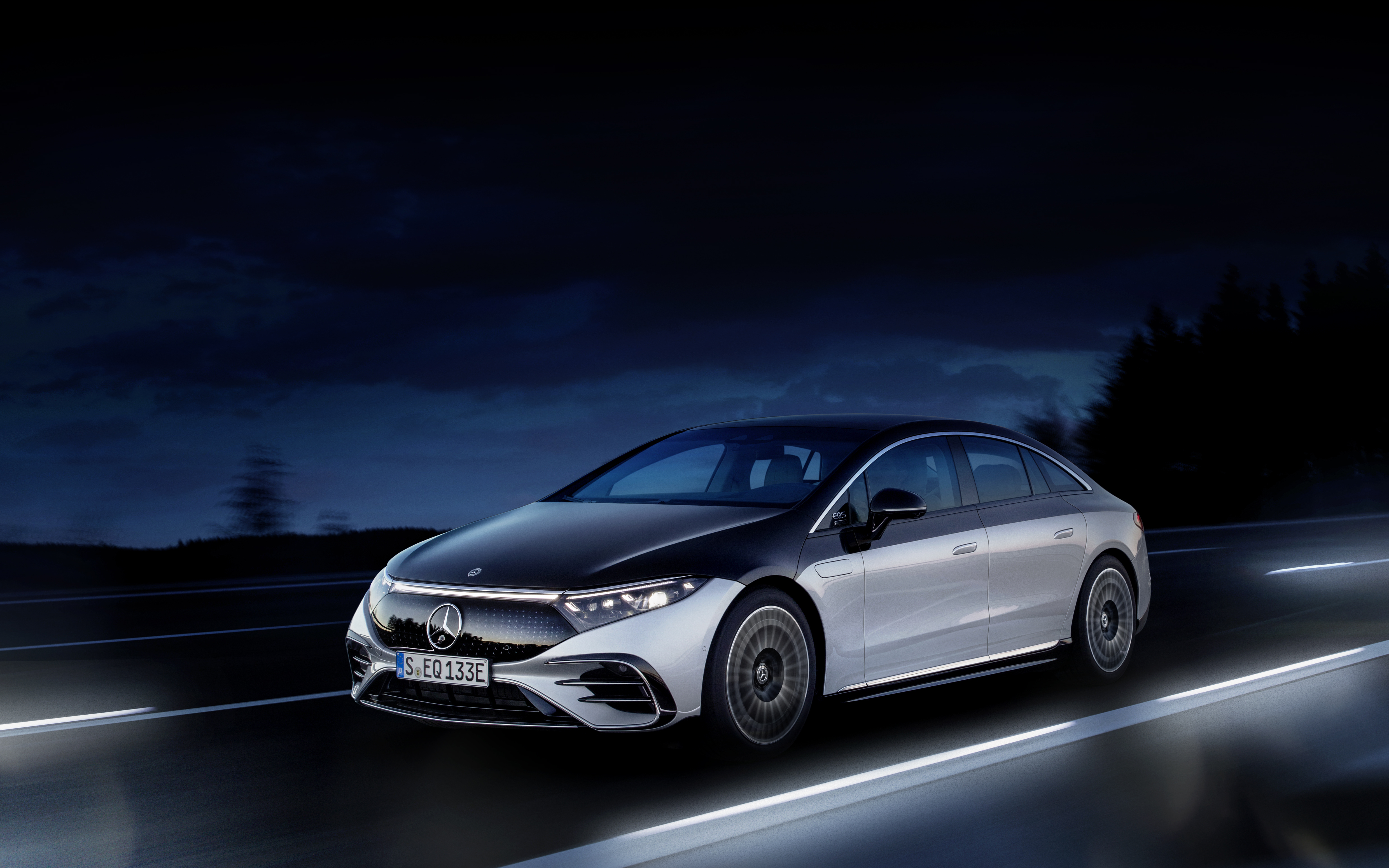 Mercedes-Benz EQS