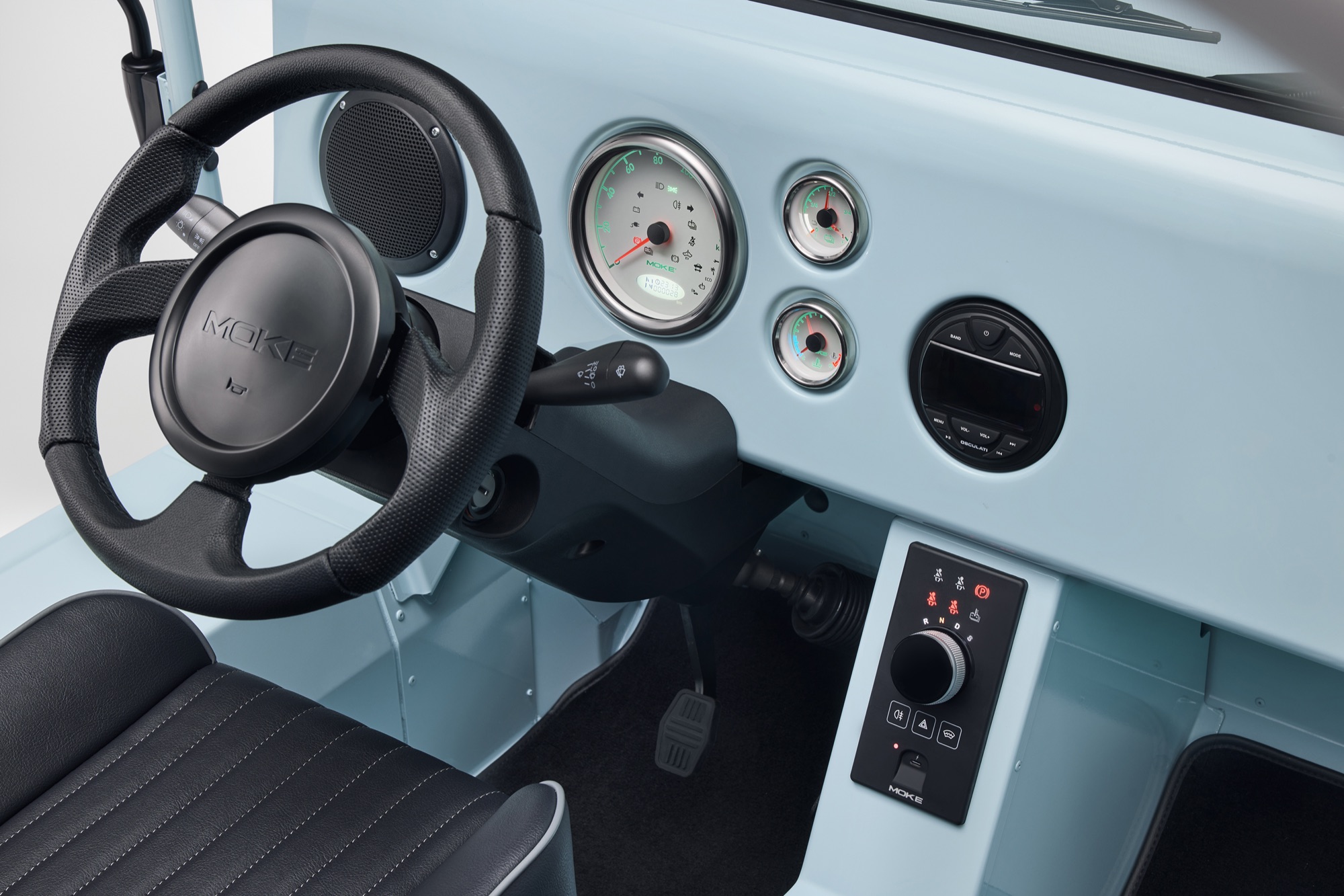 The dashboard, with the new central control panel below it