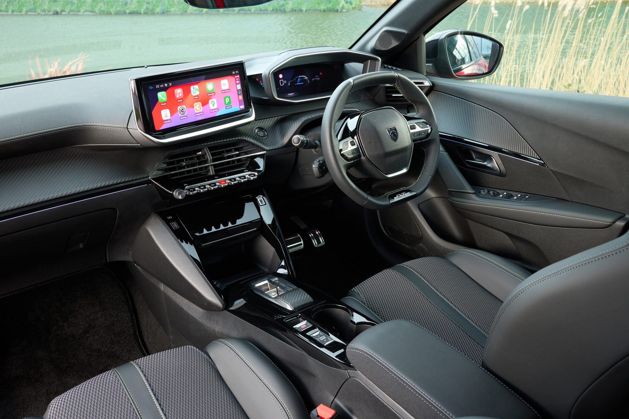 The e-208's seats