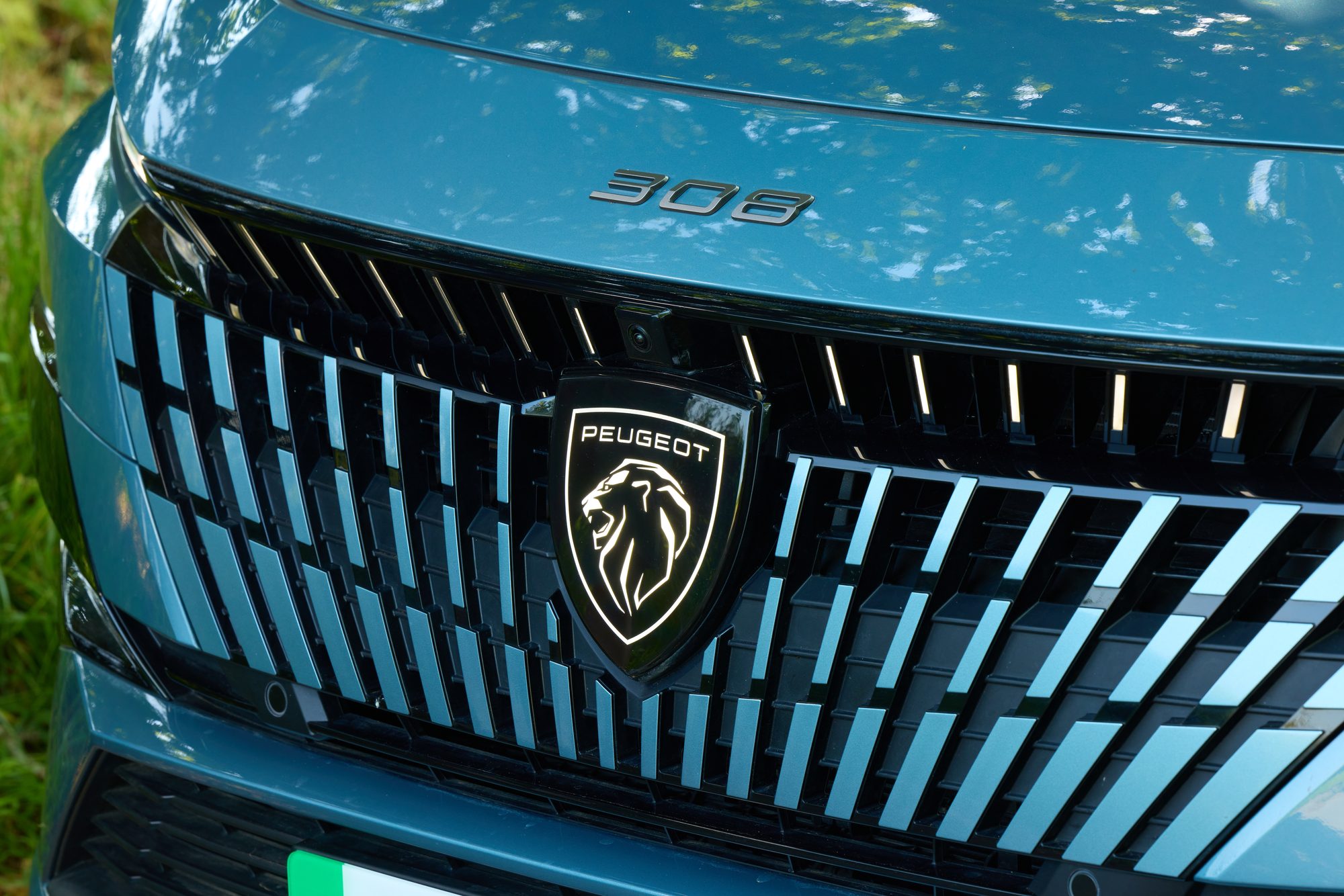 e-308, front three-quarter