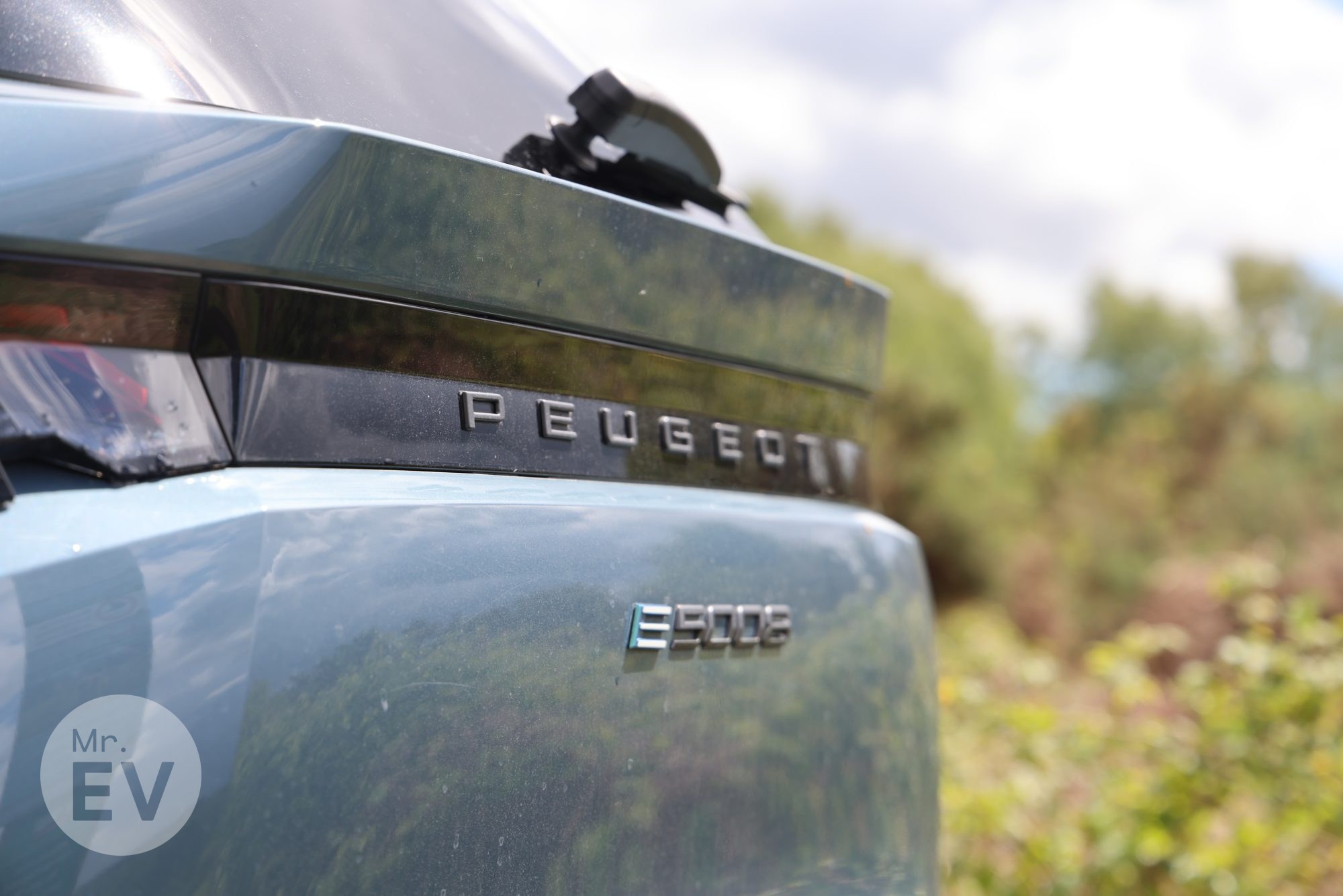 The E-5008 badge on the tailgate