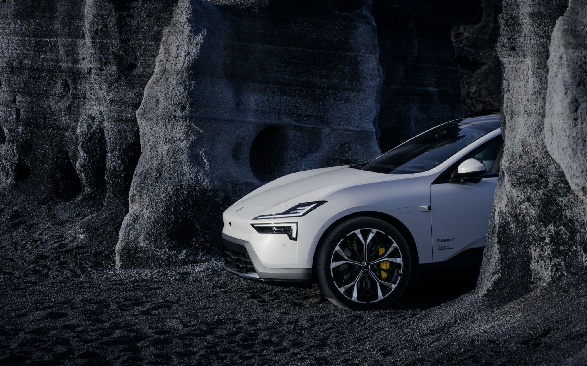 Dual-blade headlights, and the gold Brembo callipers of the Performance pack