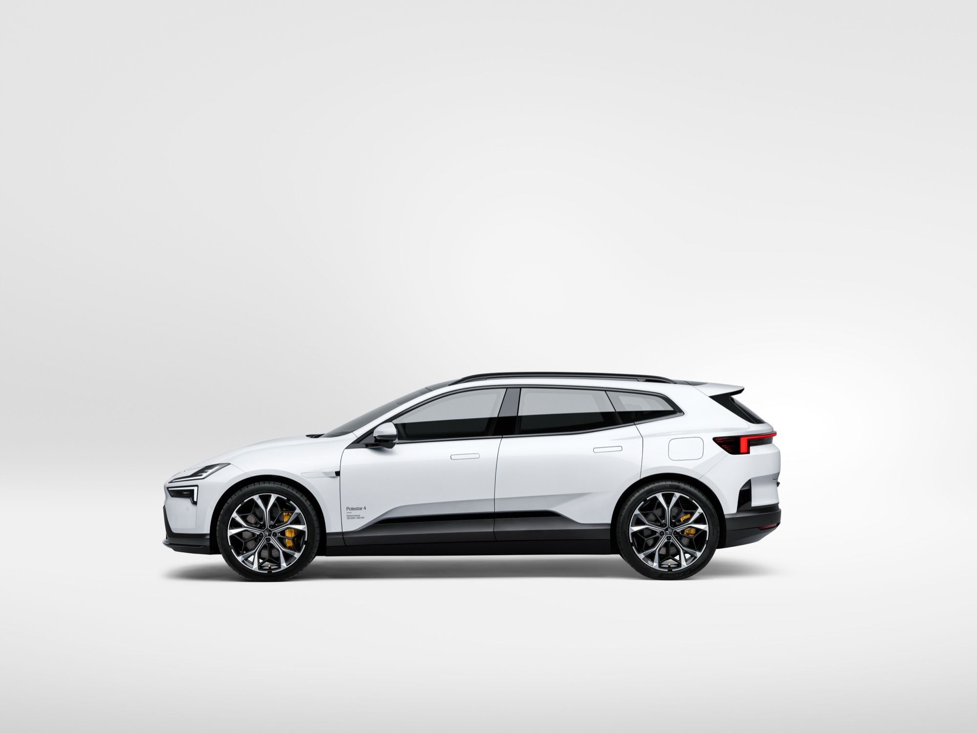 Polestar 4 SUV, side on