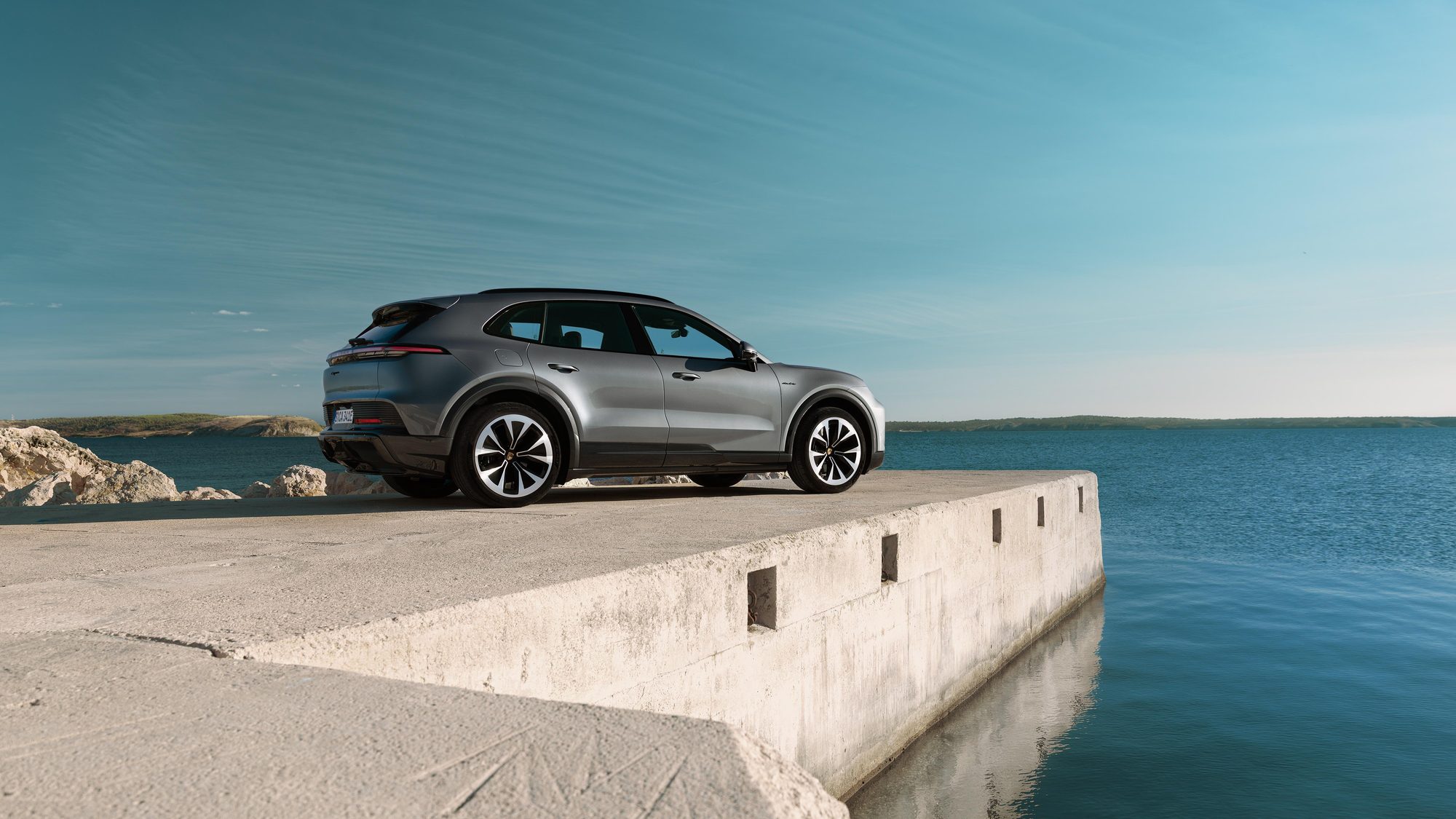 Cayenne Electric by the sea