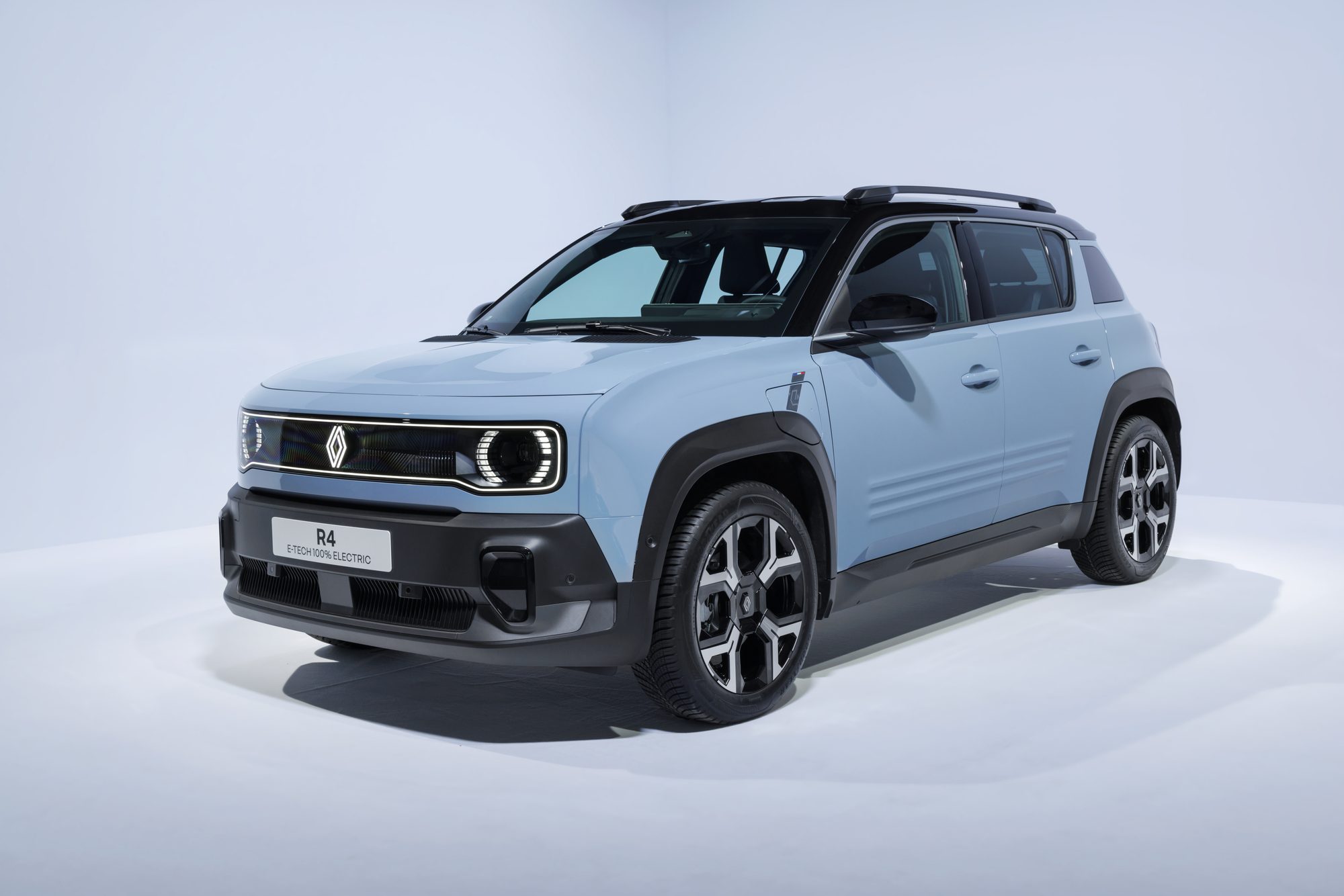 Renault 4 E-Tech electric