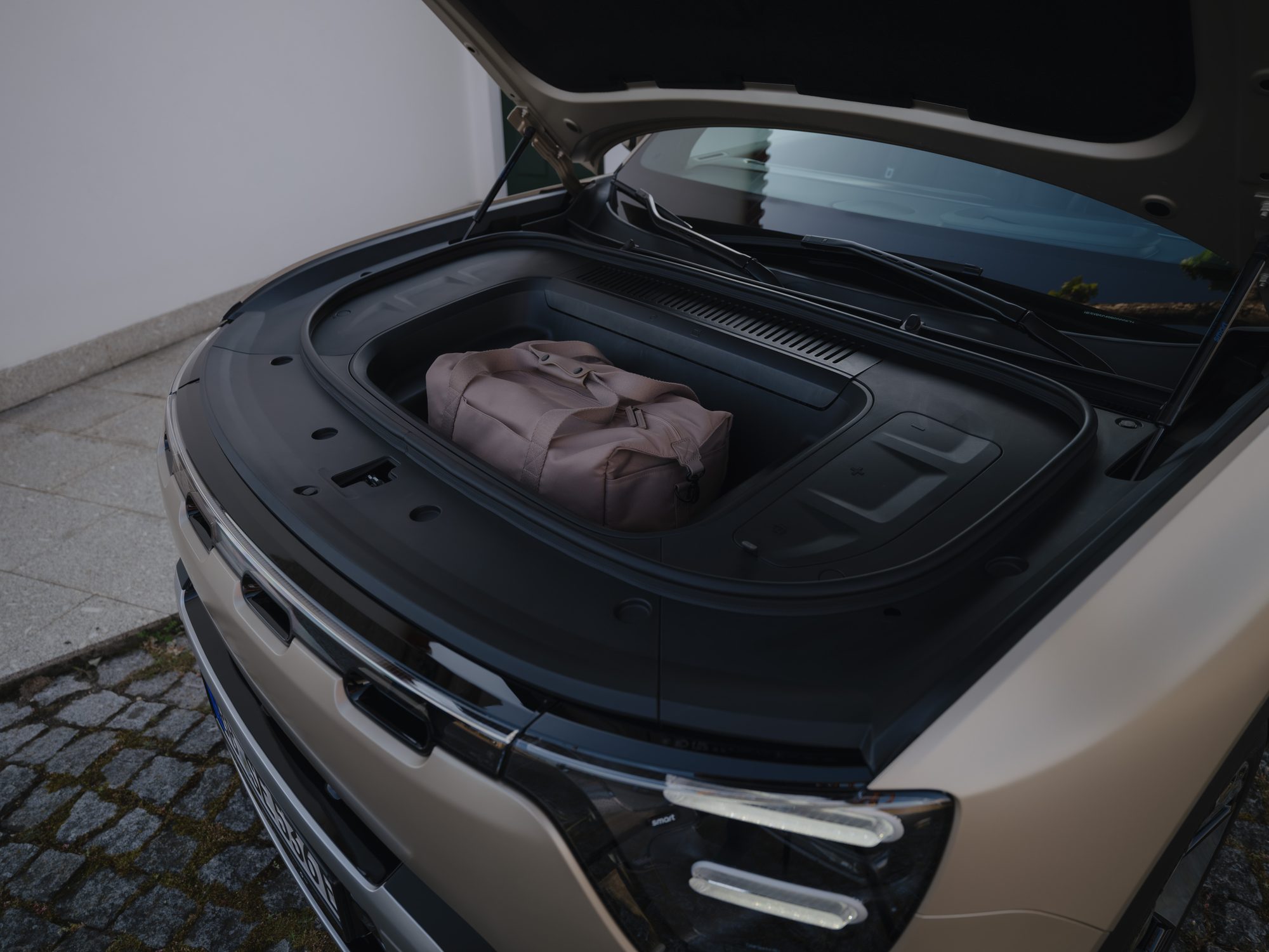 The #5's front boot