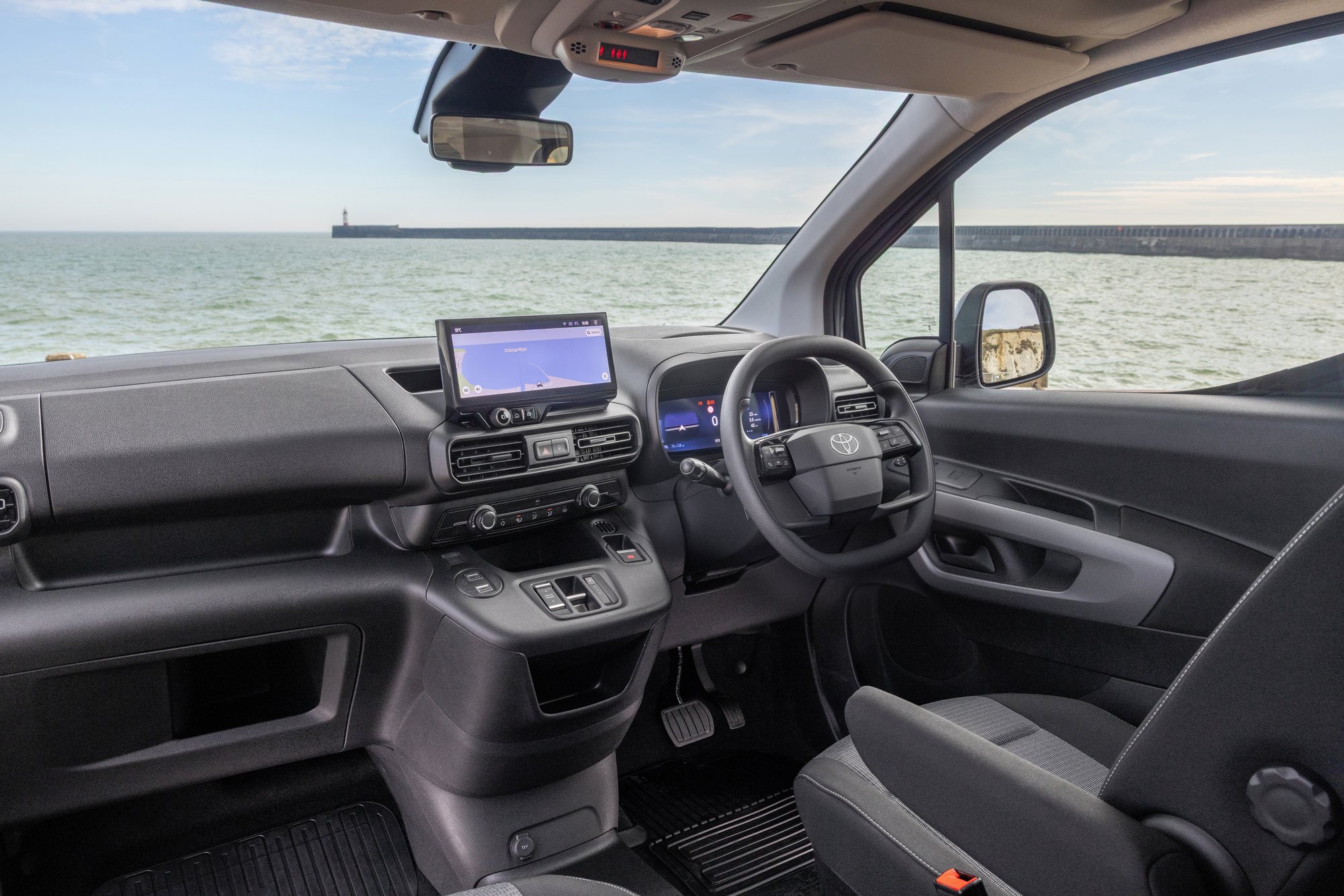 Inside the Proace City Verso