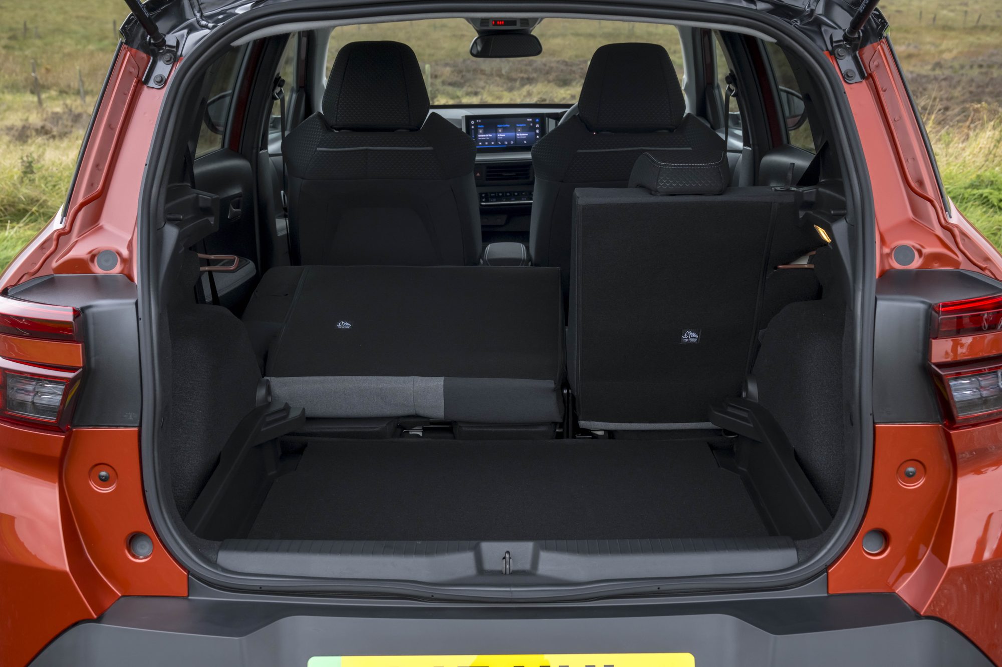 The Frontera's boot with the rear seats folded