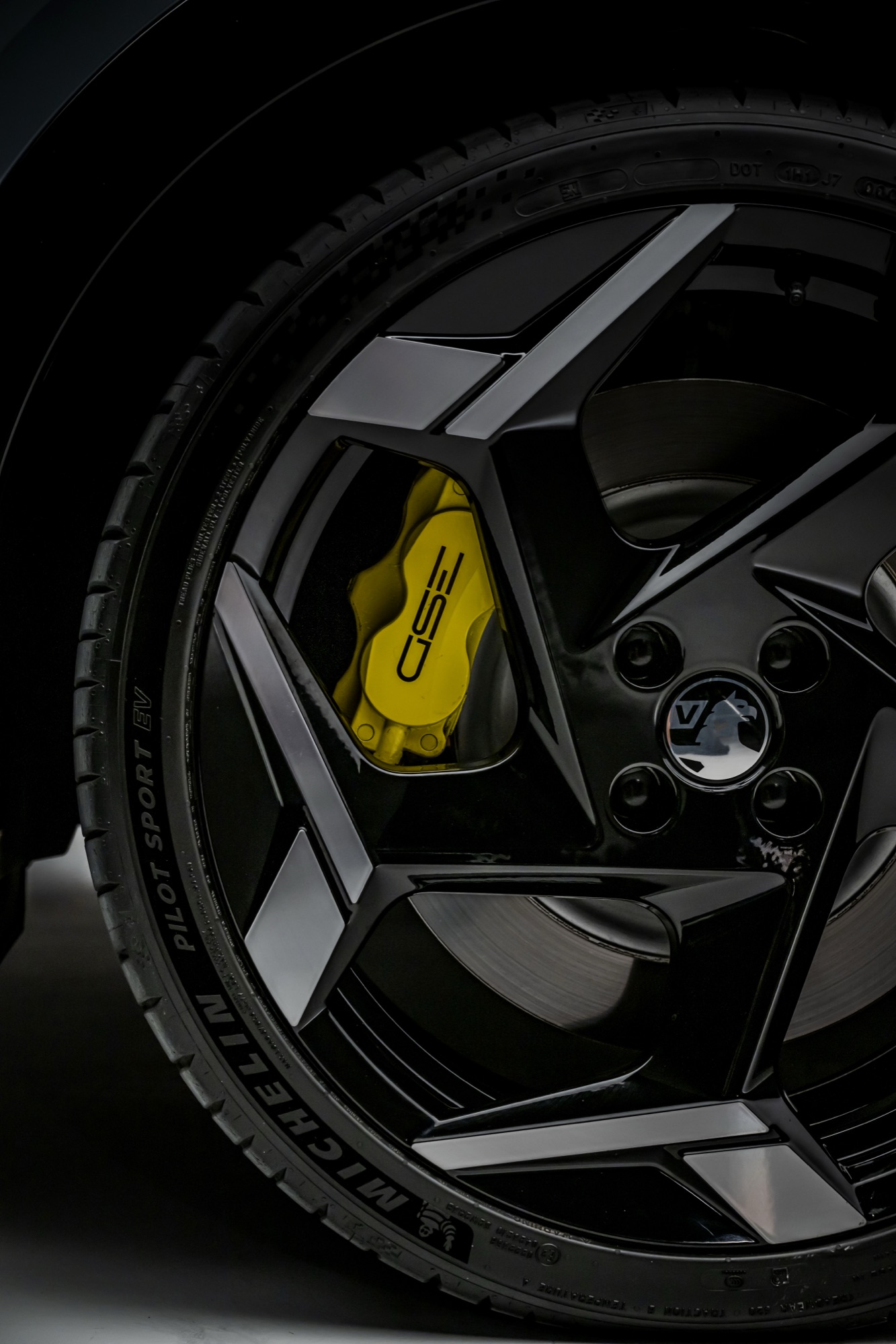 The wheel and yellow Alcon caliper