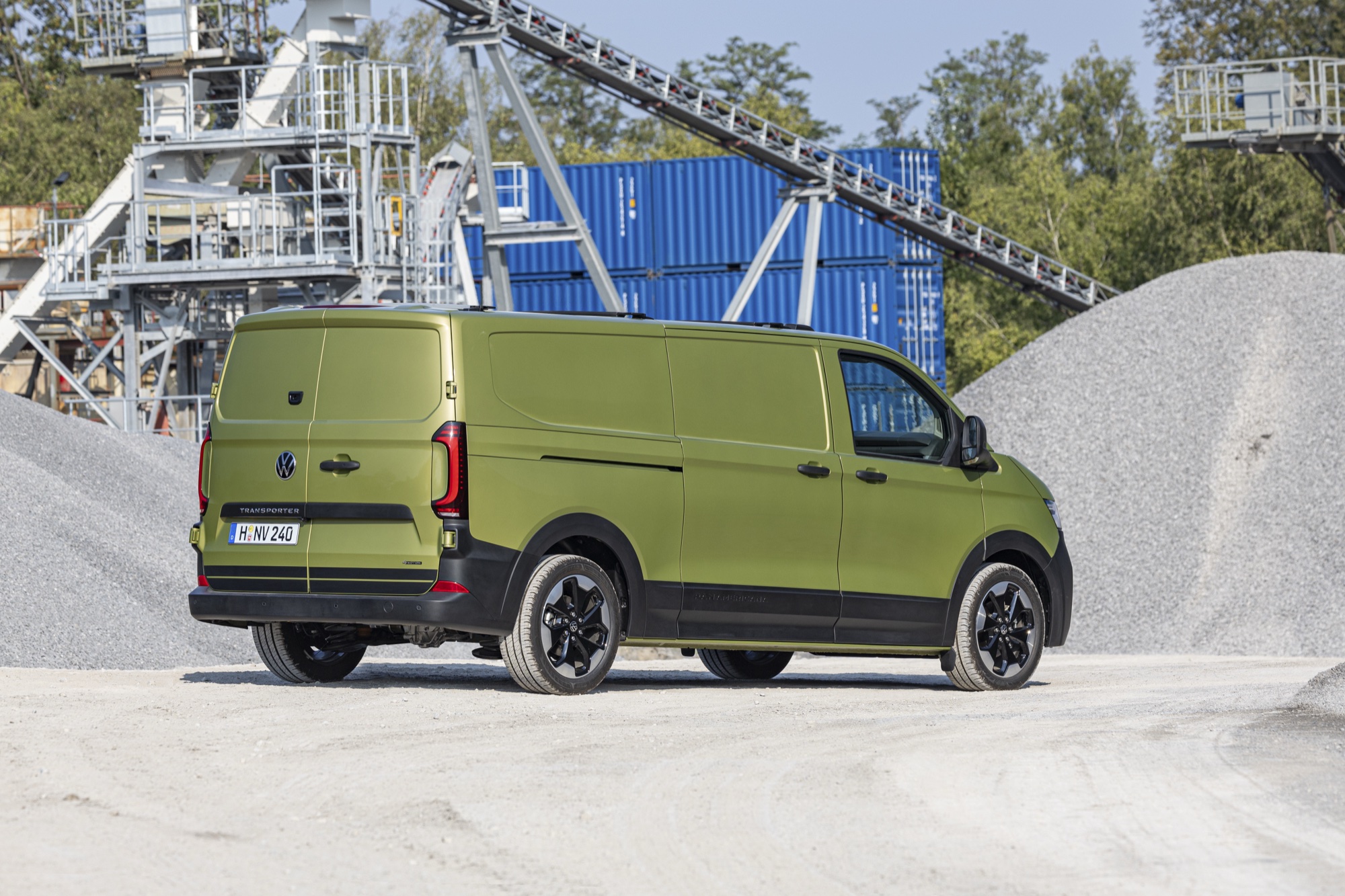 e-Transporter panel van from behind