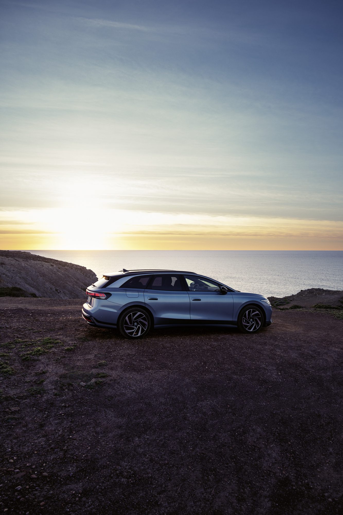 ID.7 Tourer at sunset