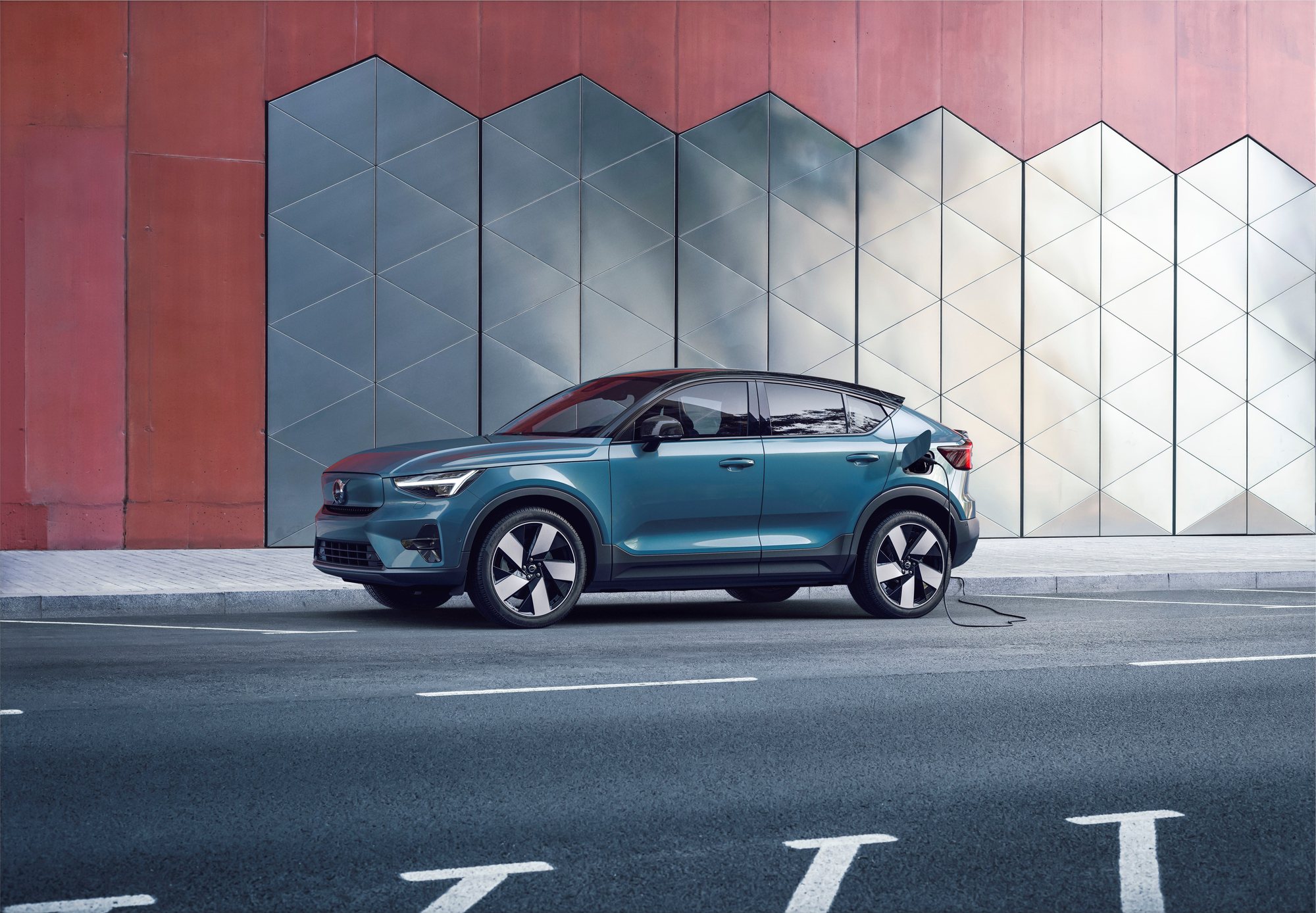 The Volvo C40 Recharge