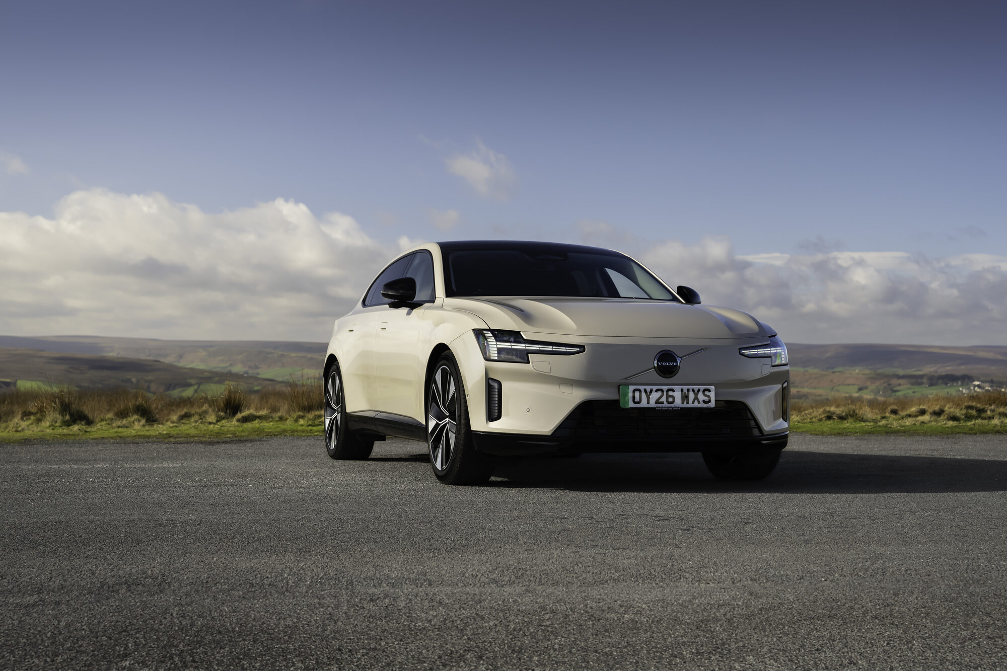 The Volvo ES90