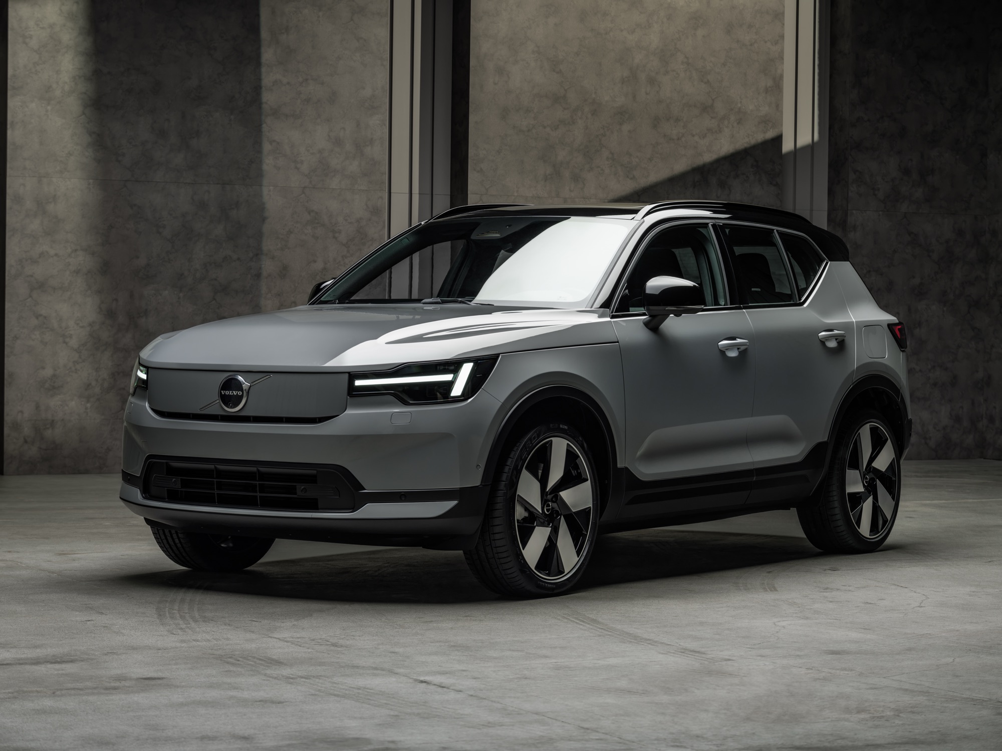The 2027 Volvo EX40, with the new Matrix LED headlights