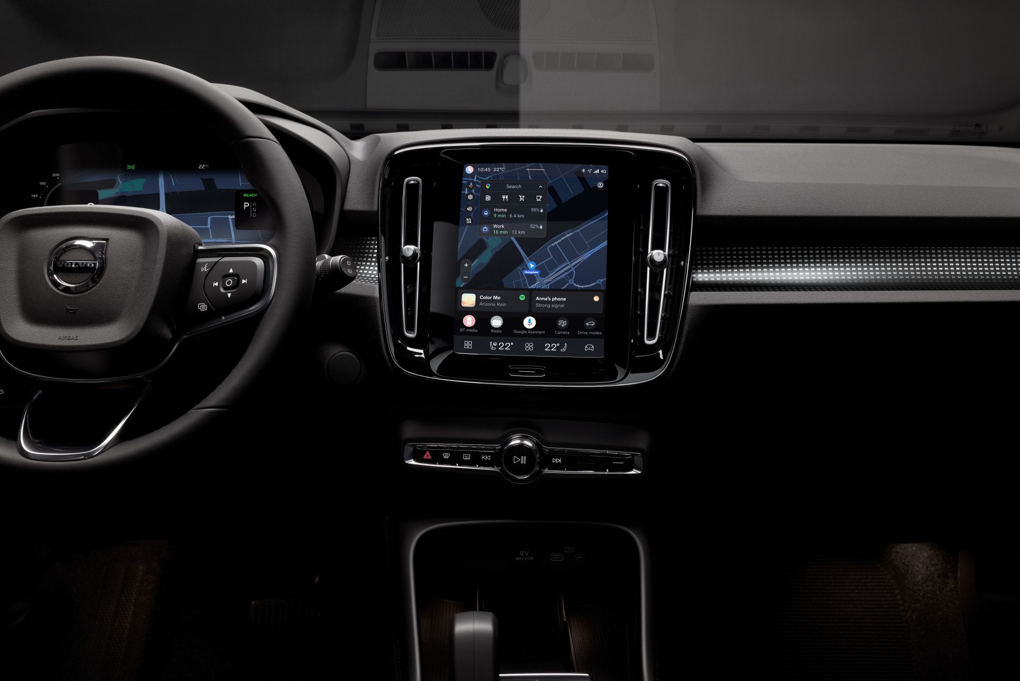 The EX40's dashboard, with the newer Volvo interface